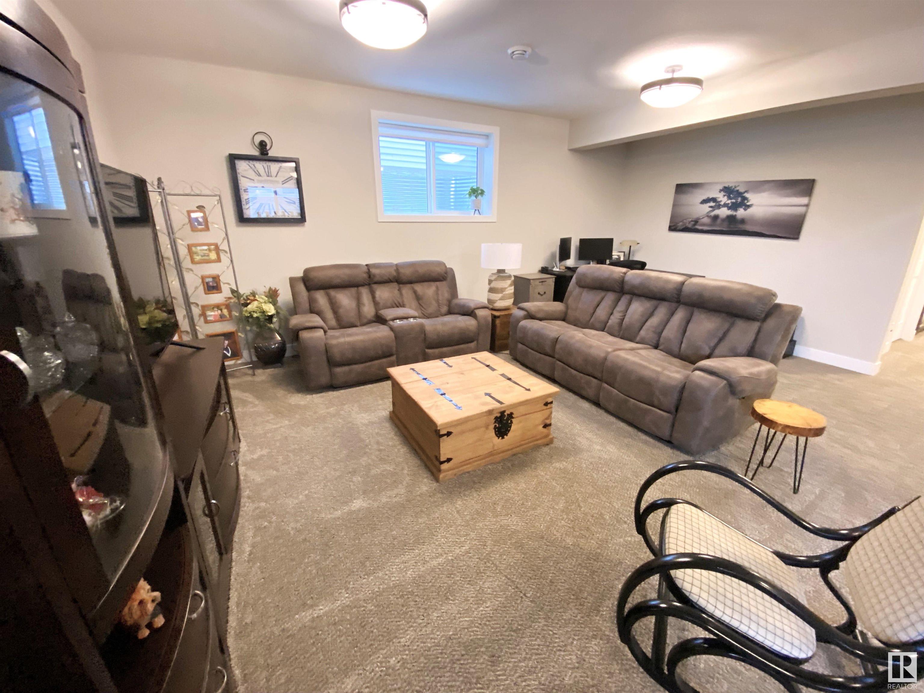      3 HOLT CV , Spruce Grove,  ,T7X 2W9 ;  Listing Number: MLS E4416967