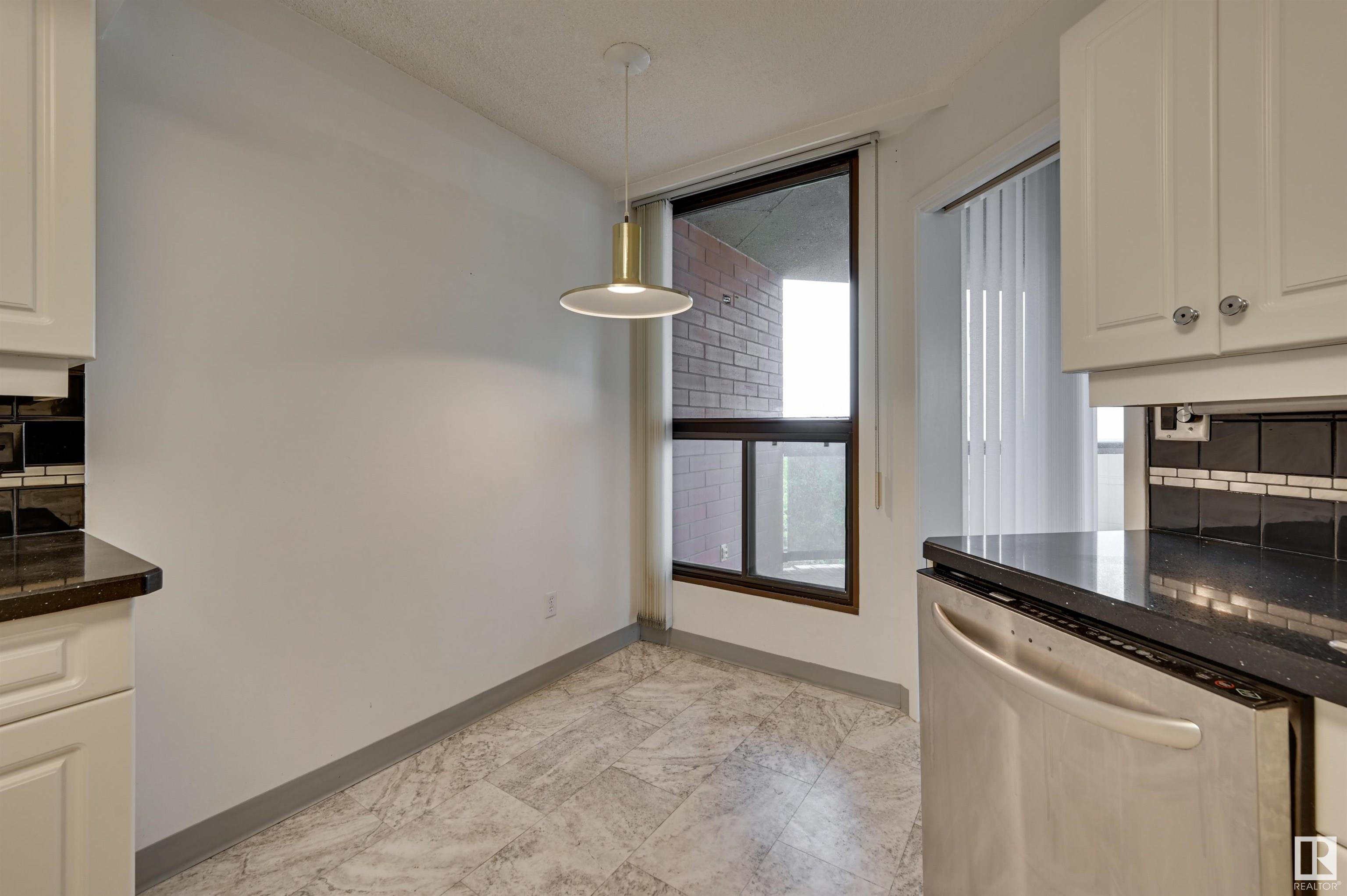      #5A 10050 118 ST NW , Edmonton,  ,T5K 2M8 ;  Listing Number: MLS E4416972