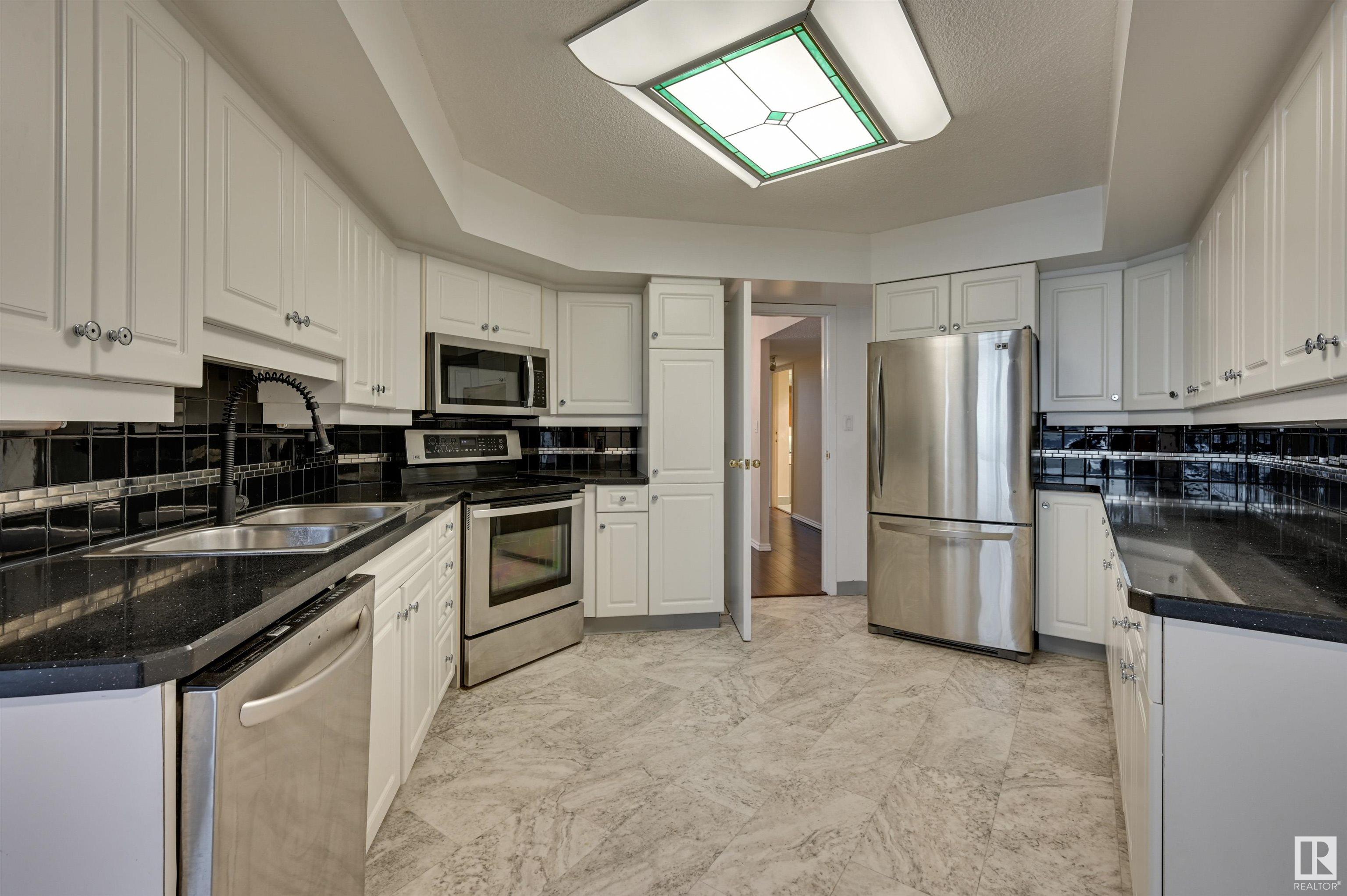      #5A 10050 118 ST NW , Edmonton,  ,T5K 2M8 ;  Listing Number: MLS E4416972