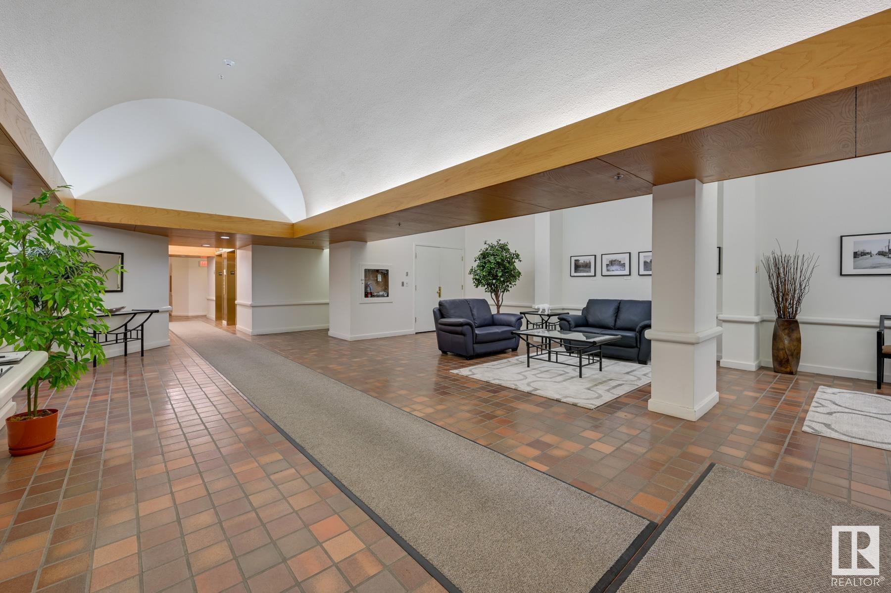      #5A 10050 118 ST NW , Edmonton,  ,T5K 2M8 ;  Listing Number: MLS E4416972
