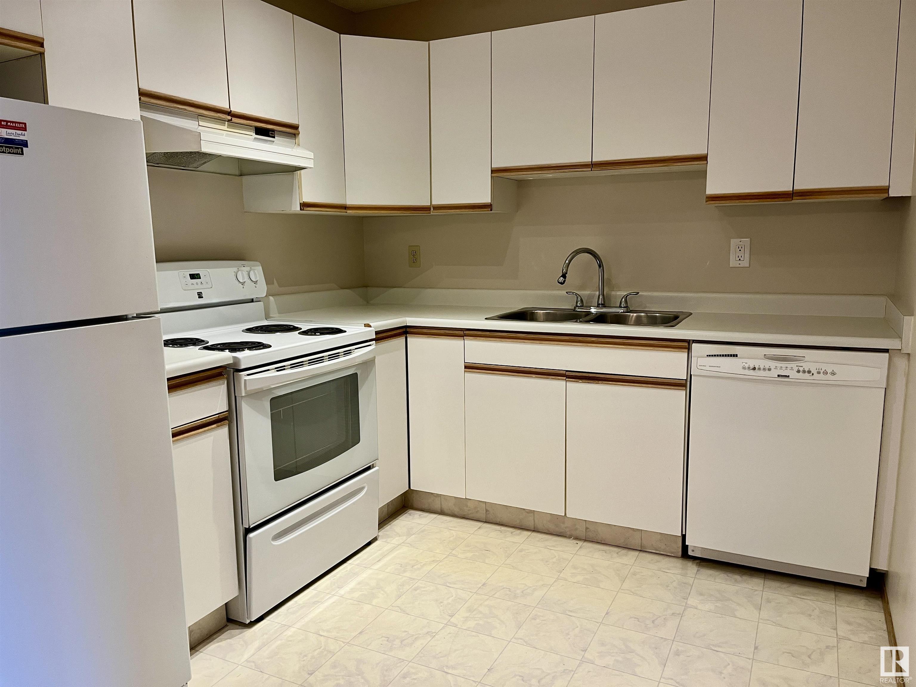      #205 9985 93 AV , Fort Saskatchewan,  ,T8L 1N5 ;  Listing Number: MLS E4416977