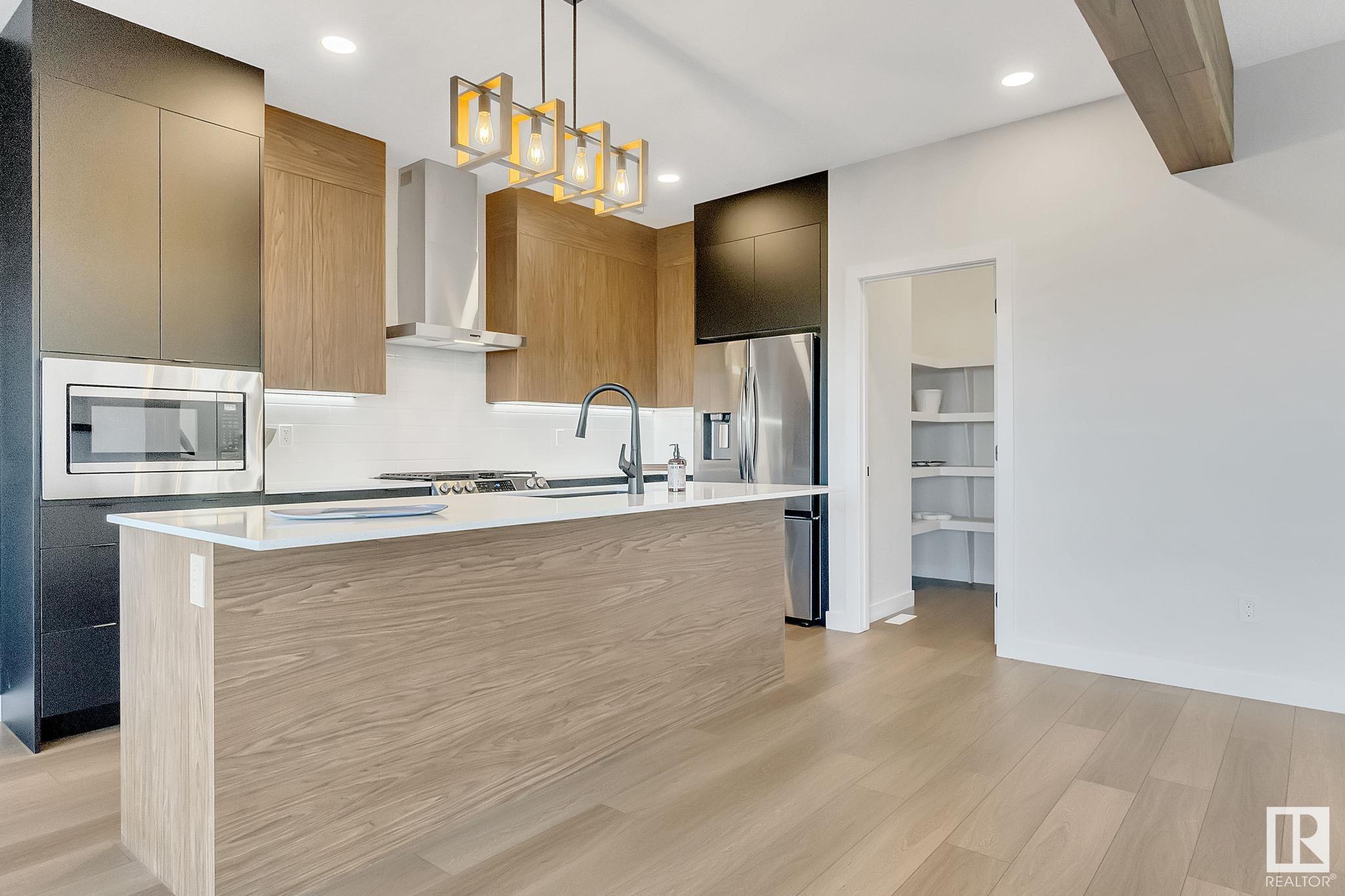      46 EDGEFIELD WY , St. Albert,  ,T8N 8A1 ;  Listing Number: MLS E4416978