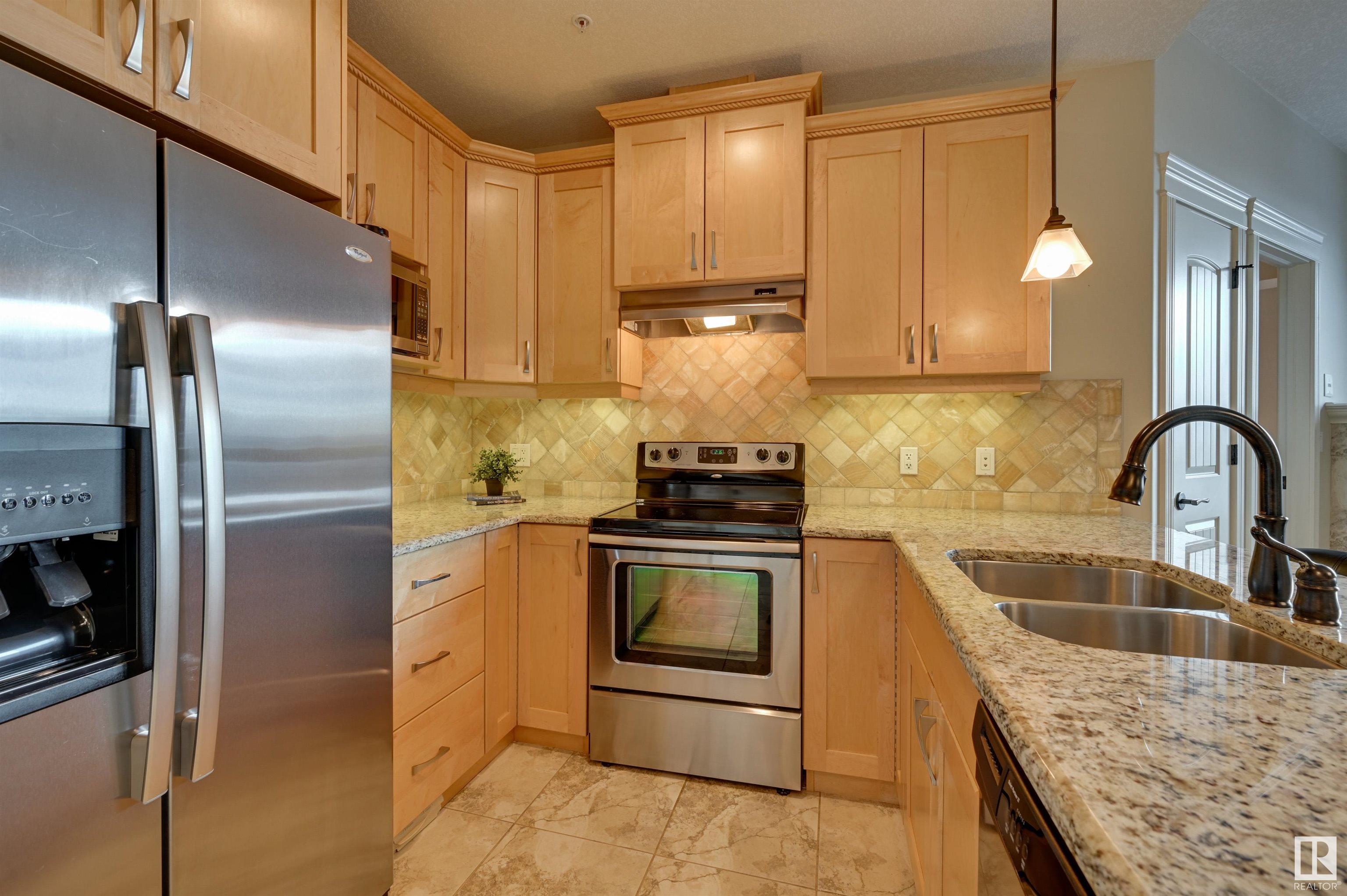      #807 10142 111 ST NW , Edmonton,  ,T5K 1K6 ;  Listing Number: MLS E4416986