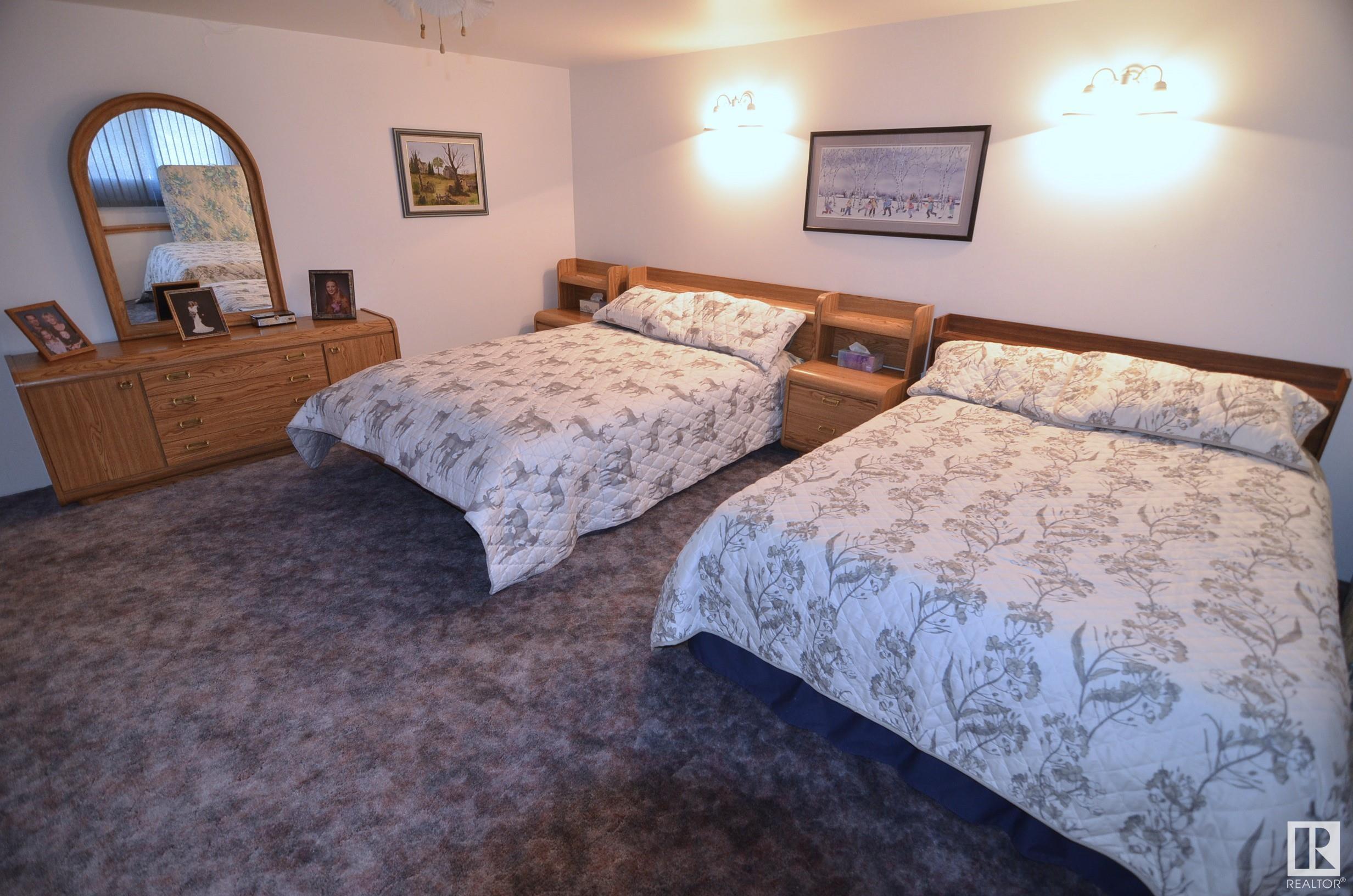      5326 TWP 571 , Rural Lac Ste. Anne County,  ,T0E 0J0 ;  Listing Number: MLS E4417000