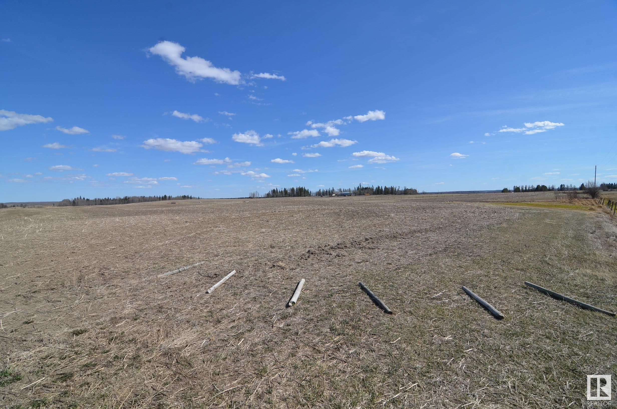      5326 TWP 571 , Rural Lac Ste. Anne County,  ,T0E 0J0 ;  Listing Number: MLS E4417000
