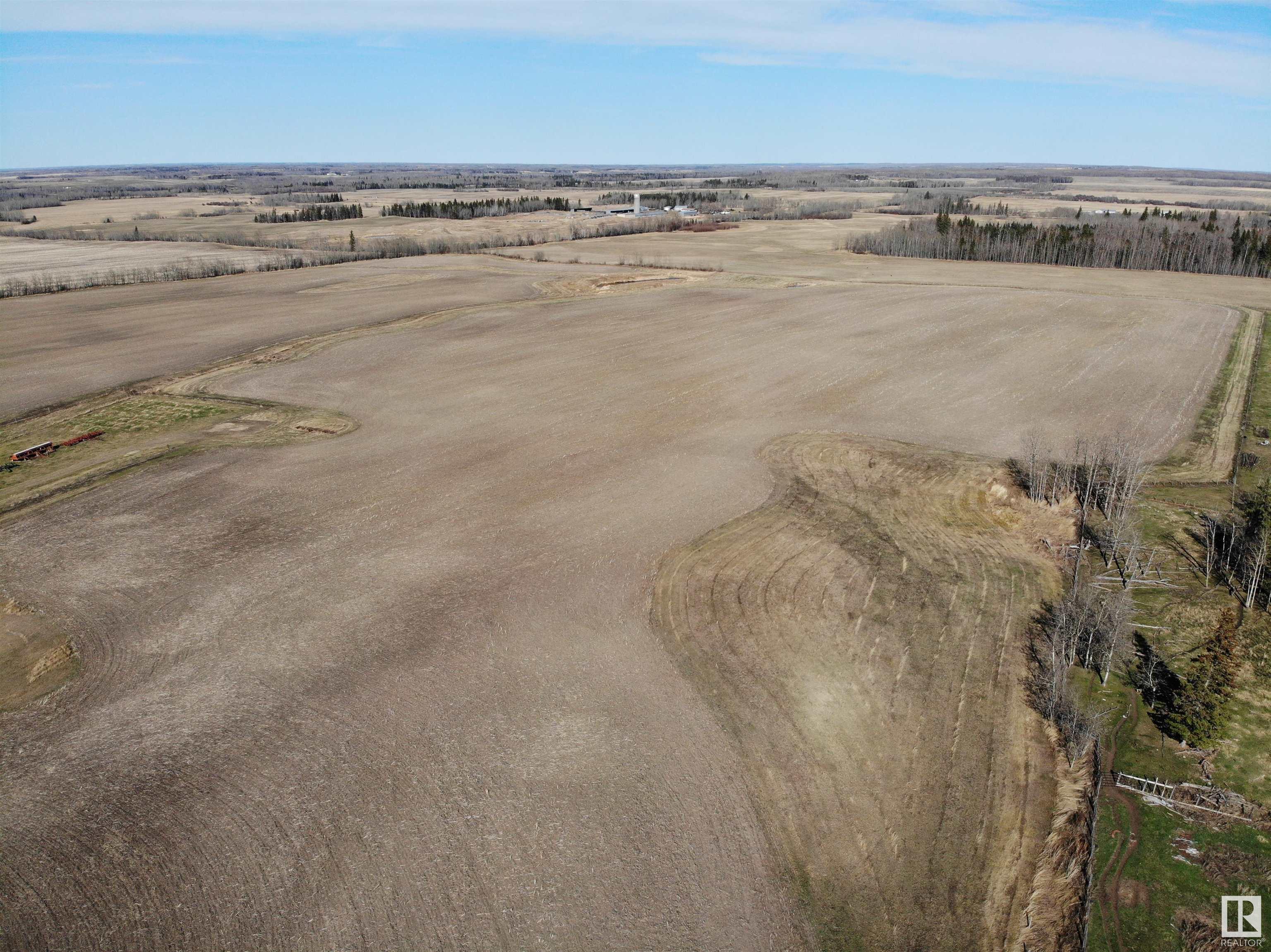      5326 TWP 571 , Rural Lac Ste. Anne County,  ,T0E 0J0 ;  Listing Number: MLS E4417000