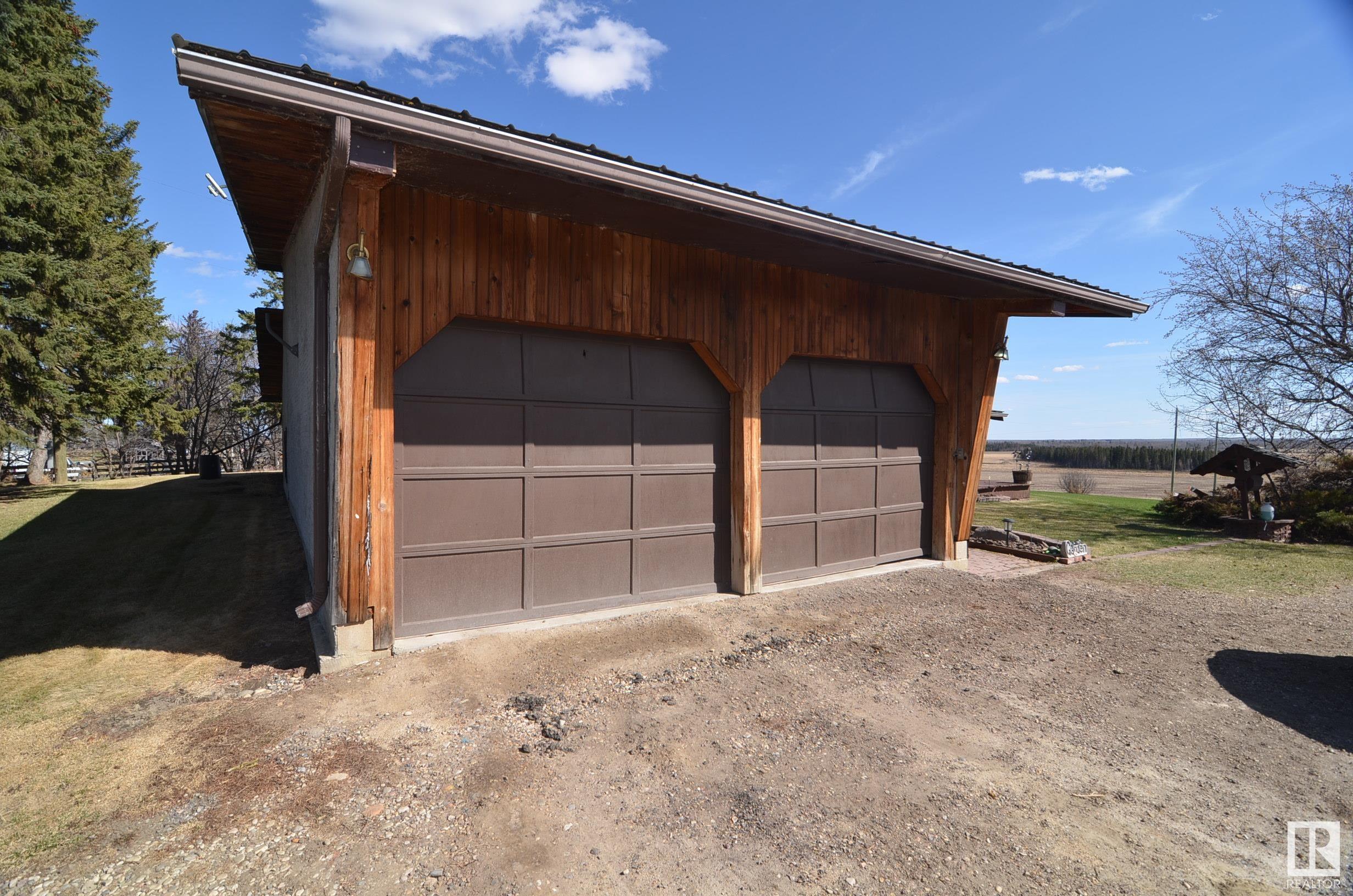      5326 TWP 571 , Rural Lac Ste. Anne County,  ,T0E 0J0 ;  Listing Number: MLS E4417000