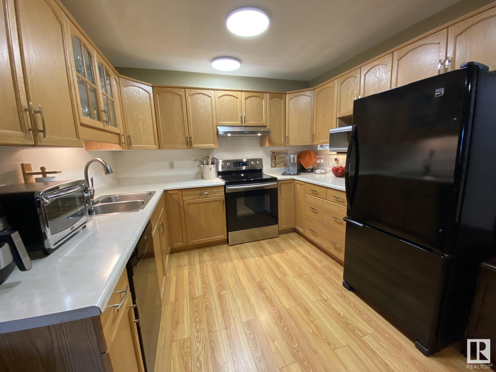      #211 10935 21 AV NW , Edmonton,  ,T6J 6R3 ;  Listing Number: MLS E4417001