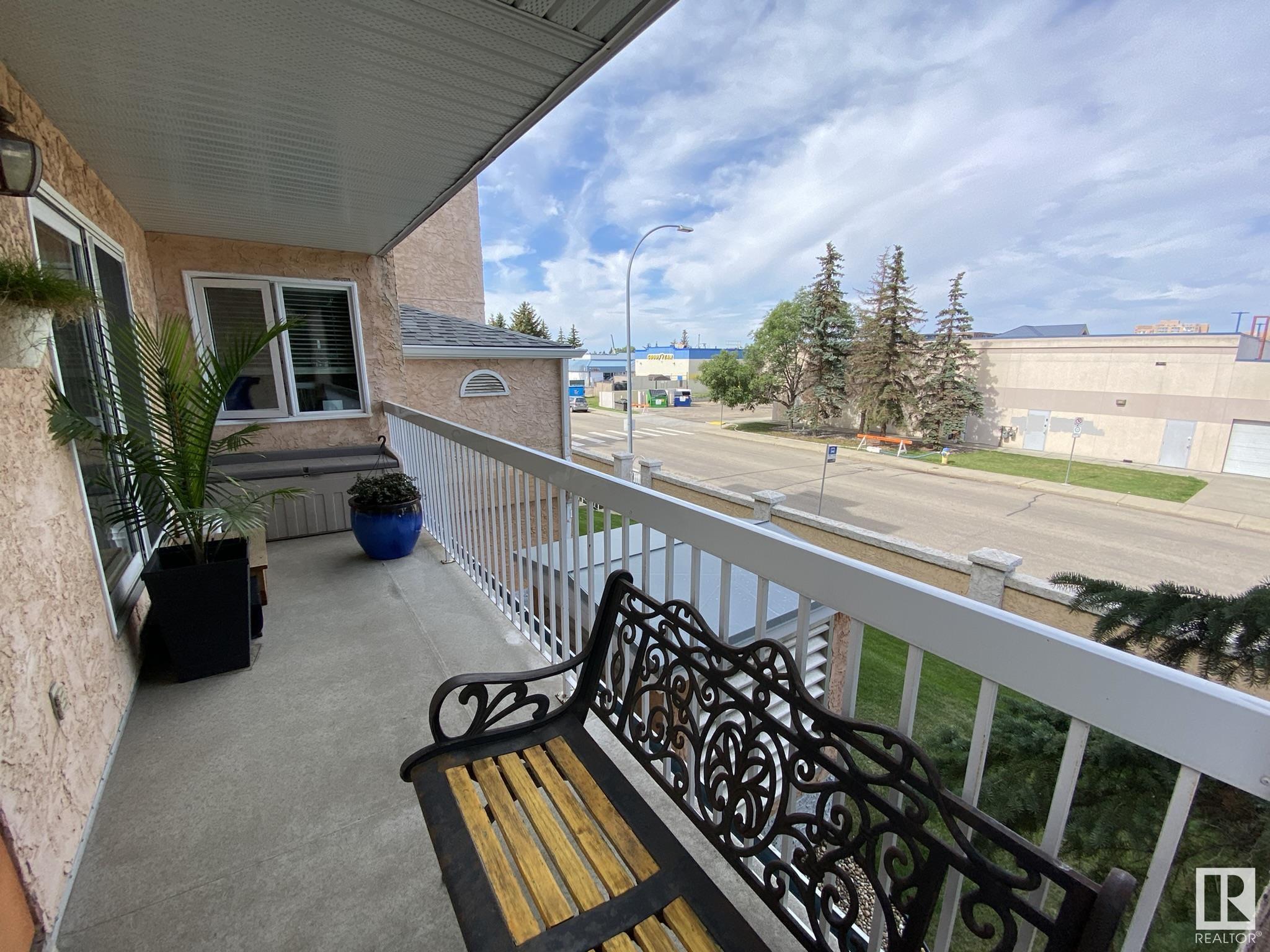      #211 10935 21 AV NW , Edmonton,  ,T6J 6R3 ;  Listing Number: MLS E4417001