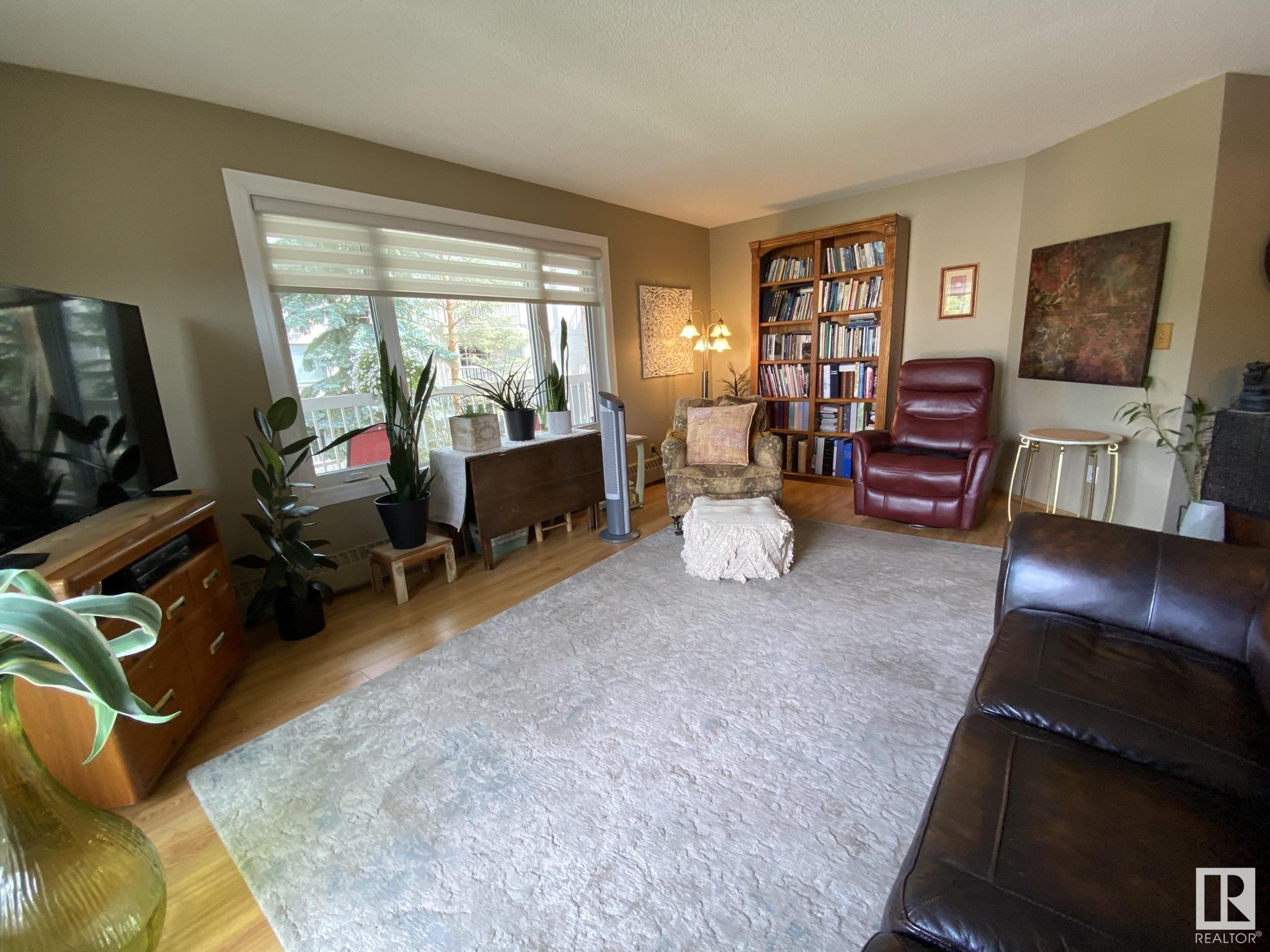      #211 10935 21 AV NW , Edmonton,  ,T6J 6R3 ;  Listing Number: MLS E4417001