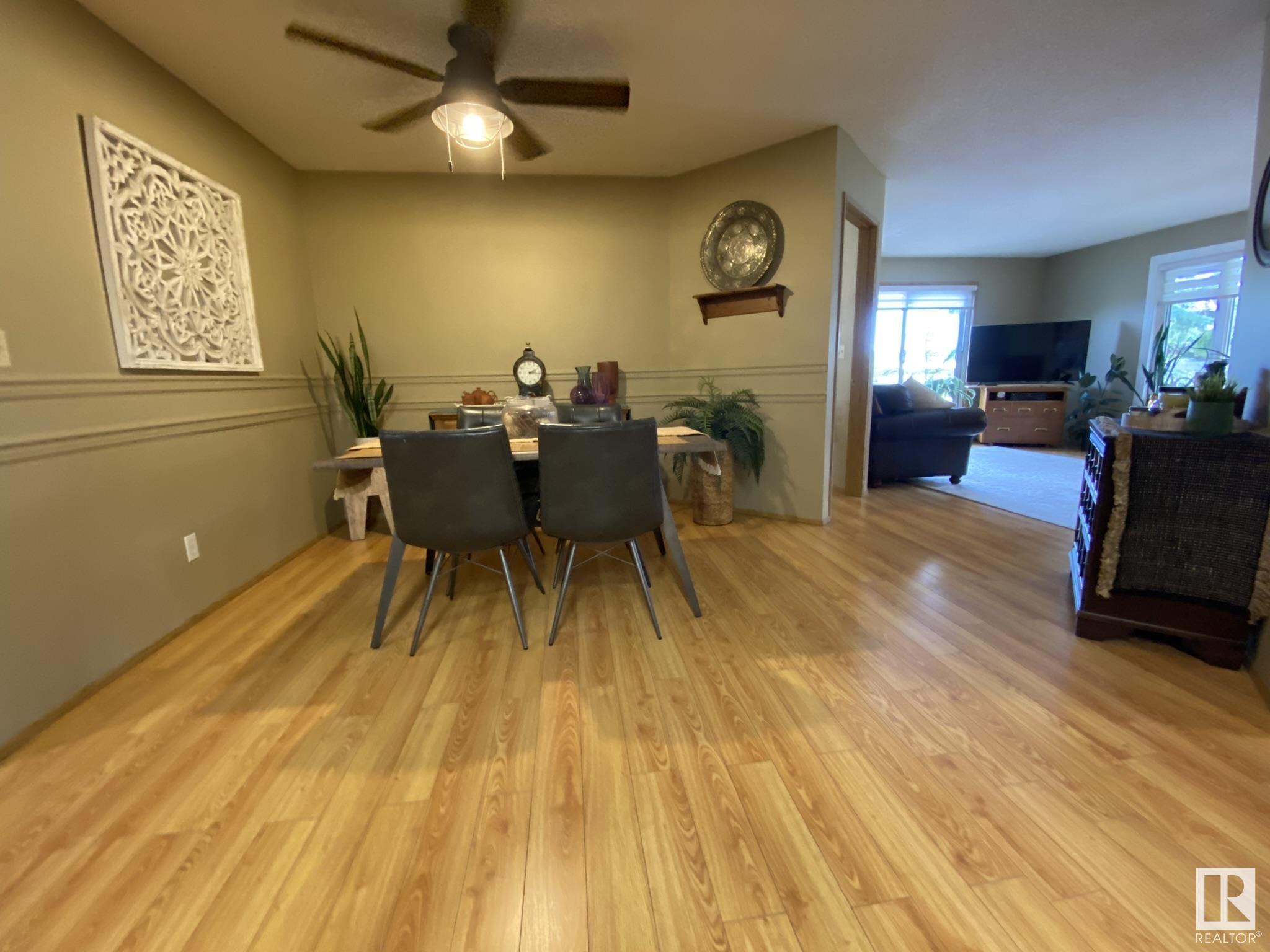      #211 10935 21 AV NW , Edmonton,  ,T6J 6R3 ;  Listing Number: MLS E4417001