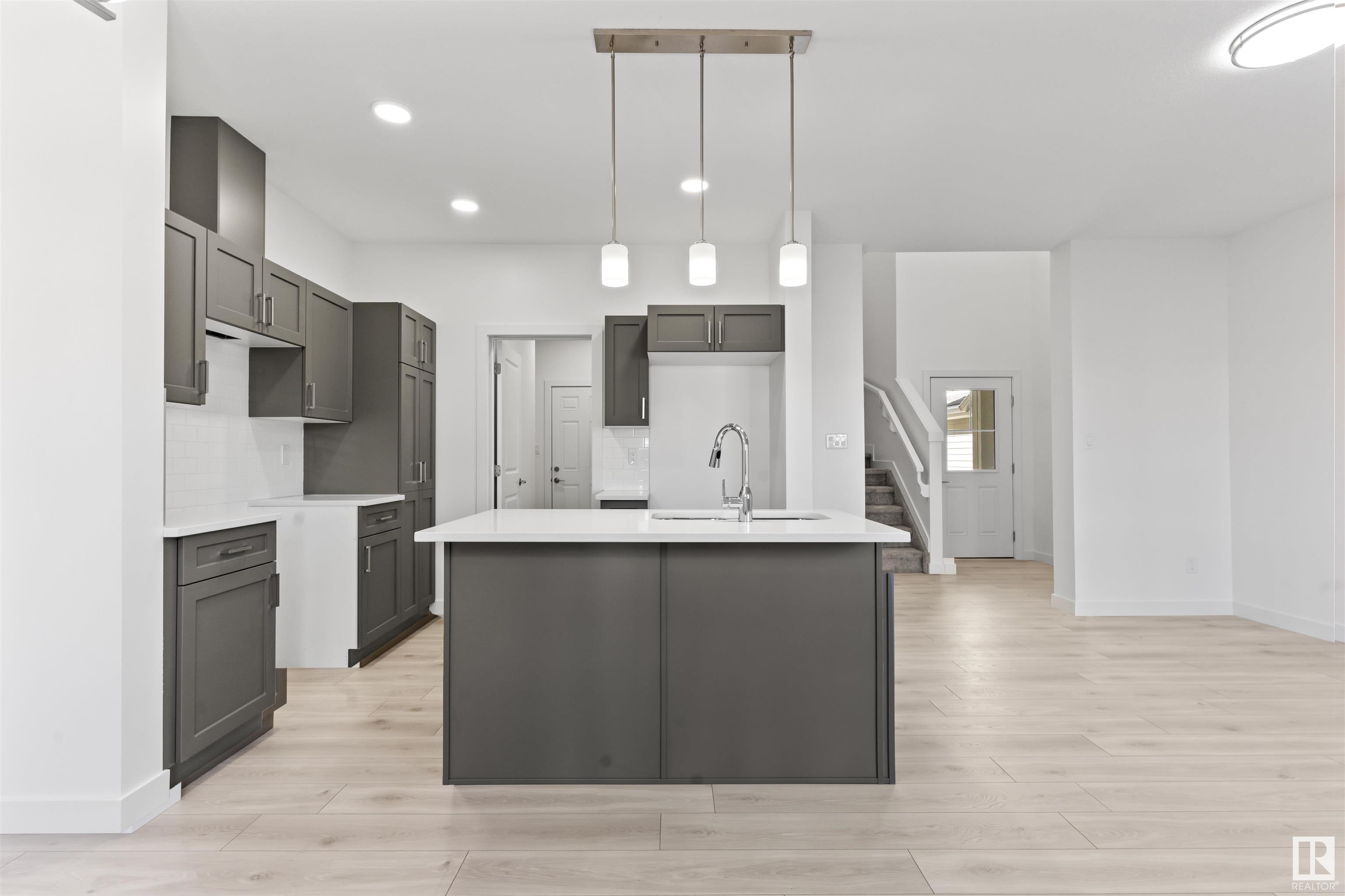      #24 740 Daniels Way SW , Edmonton,  ,T5Y 3L5 ;  Listing Number: MLS E4417006