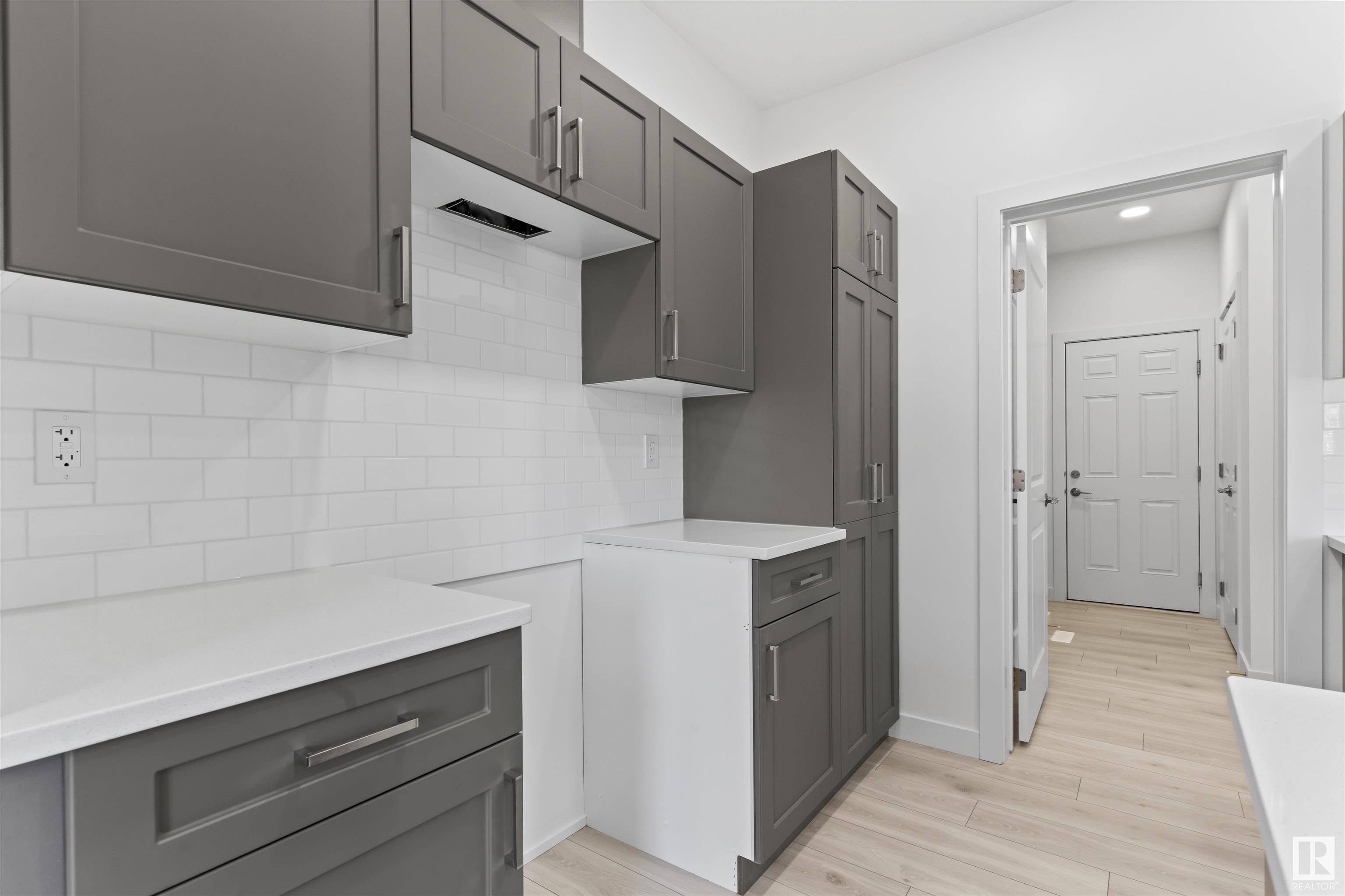      #24 740 Daniels Way SW , Edmonton,  ,T5Y 3L5 ;  Listing Number: MLS E4417006
