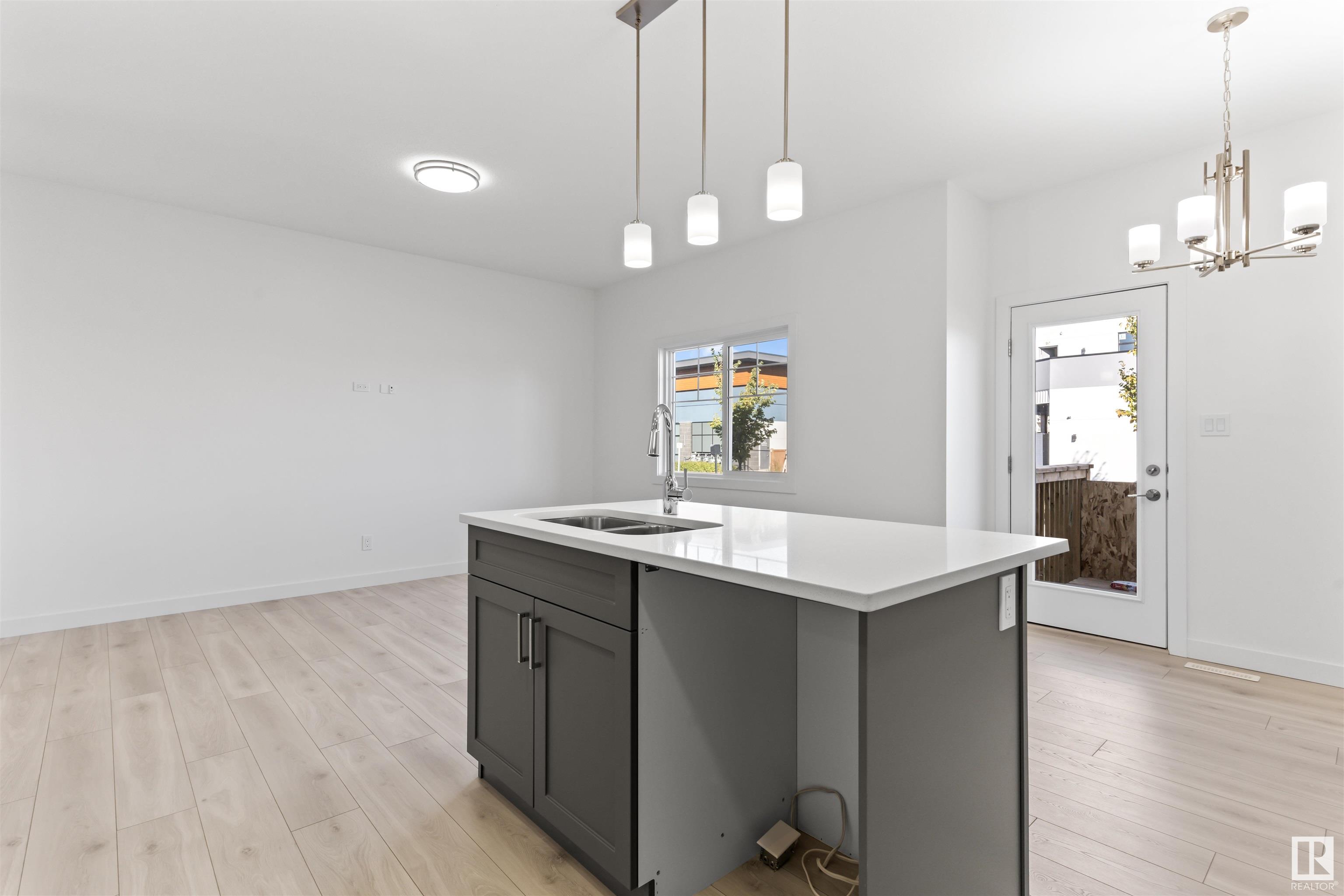      #24 740 Daniels Way SW , Edmonton,  ,T5Y 3L5 ;  Listing Number: MLS E4417006
