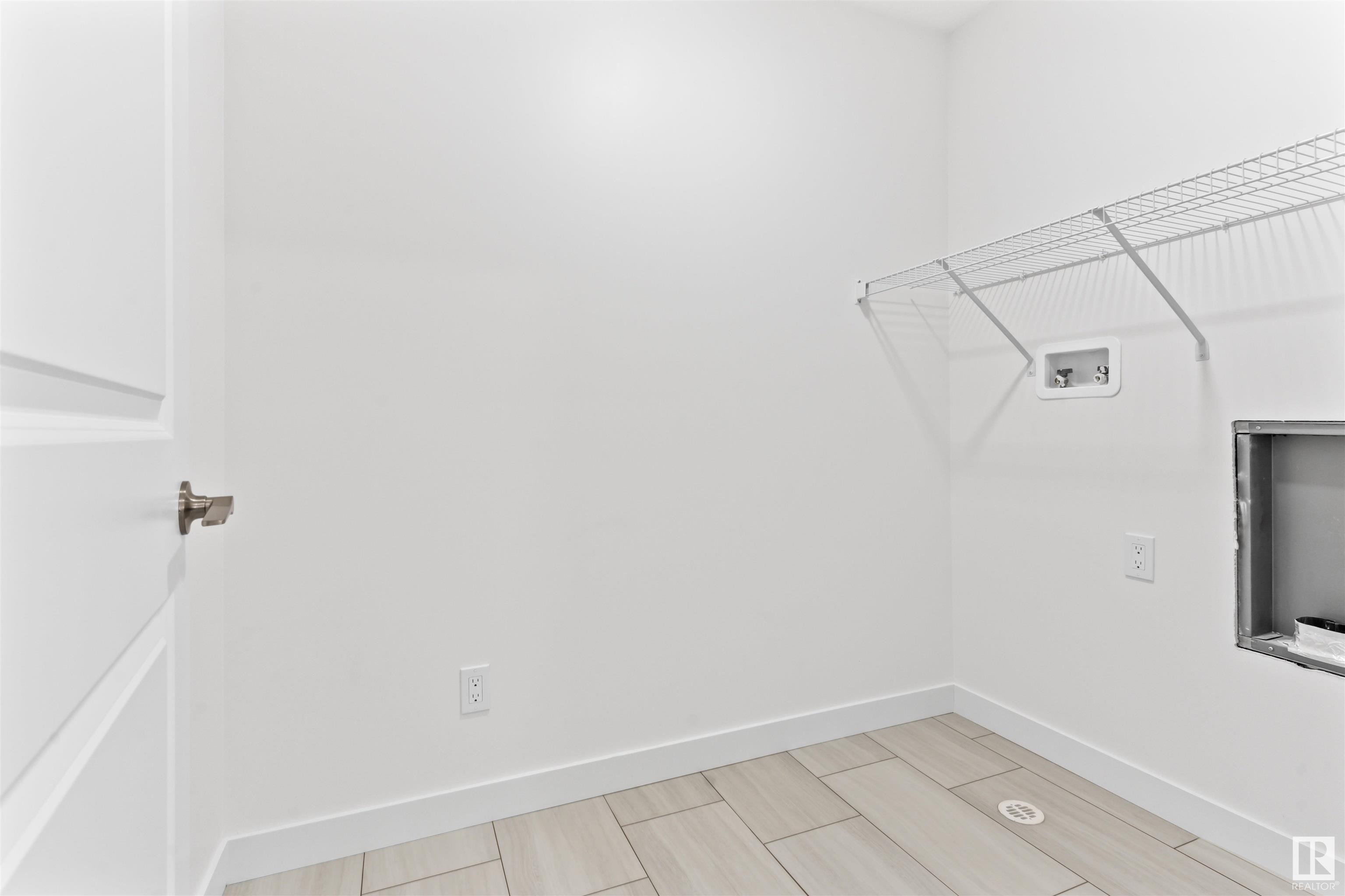      #24 740 Daniels Way SW , Edmonton,  ,T5Y 3L5 ;  Listing Number: MLS E4417006