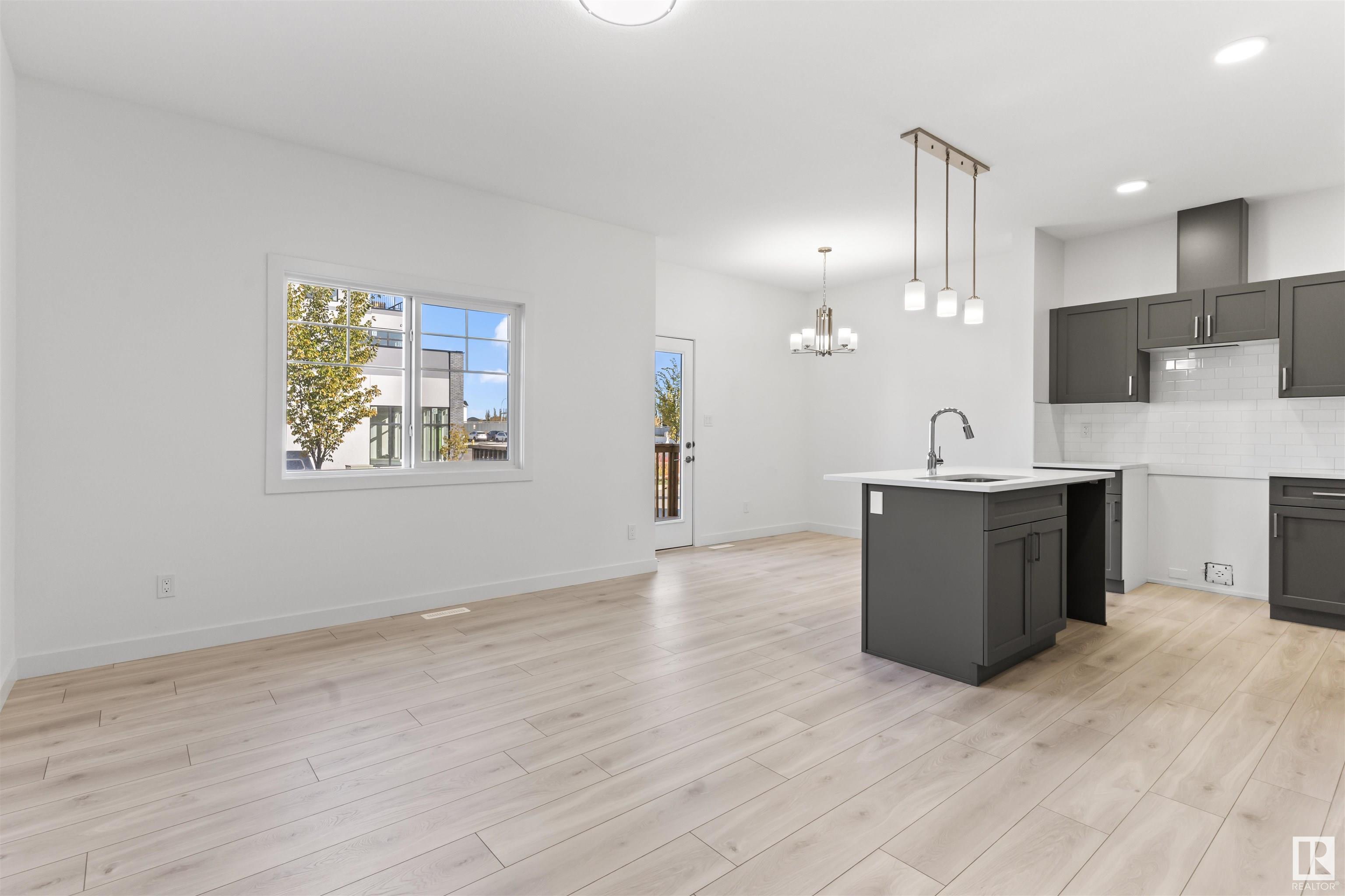      #24 740 Daniels Way SW , Edmonton,  ,T5Y 3L5 ;  Listing Number: MLS E4417006