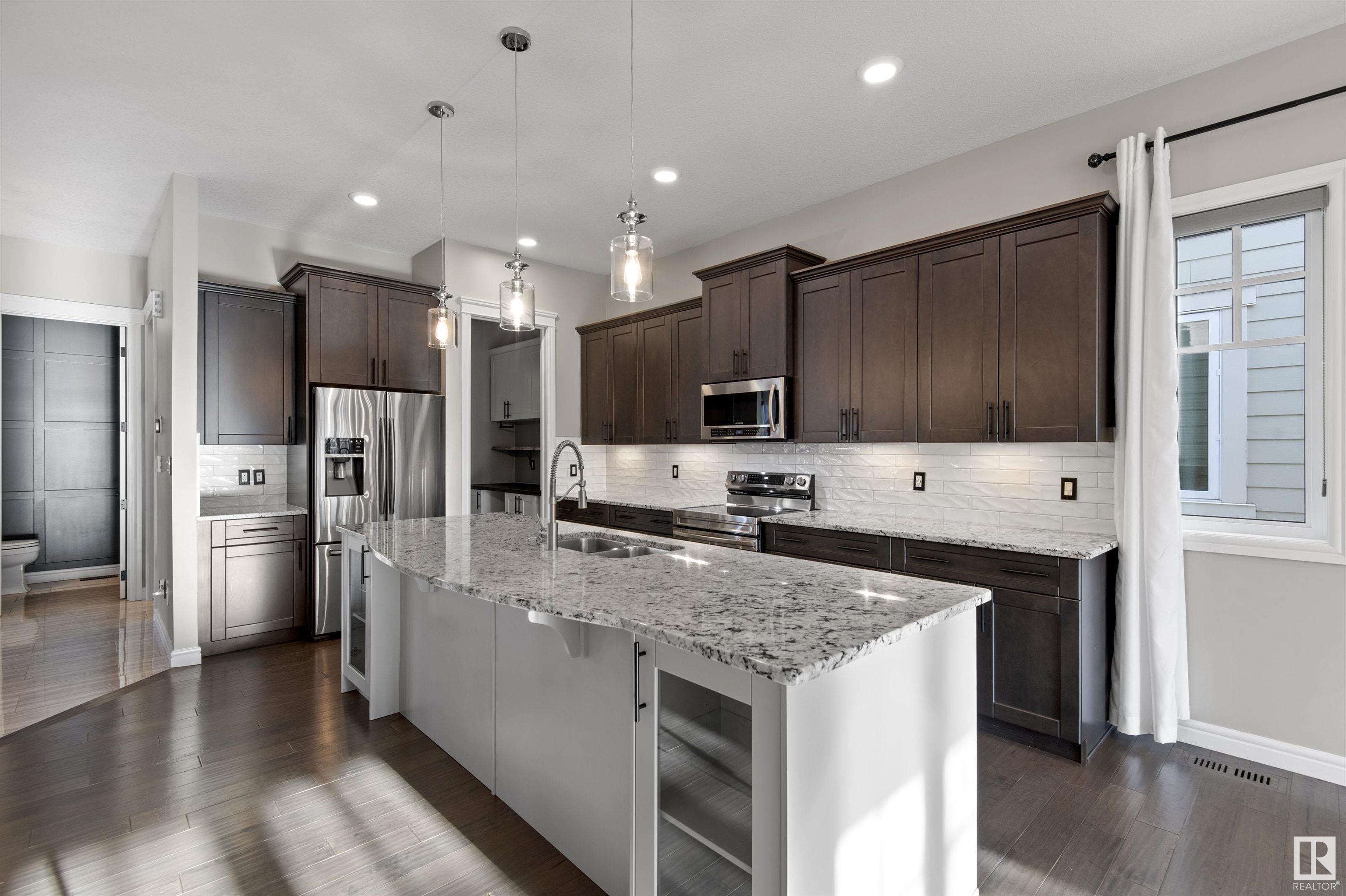      1803 AINSLIE CO SW , Edmonton,  ,T6W 2R8 ;  Listing Number: MLS E4417009