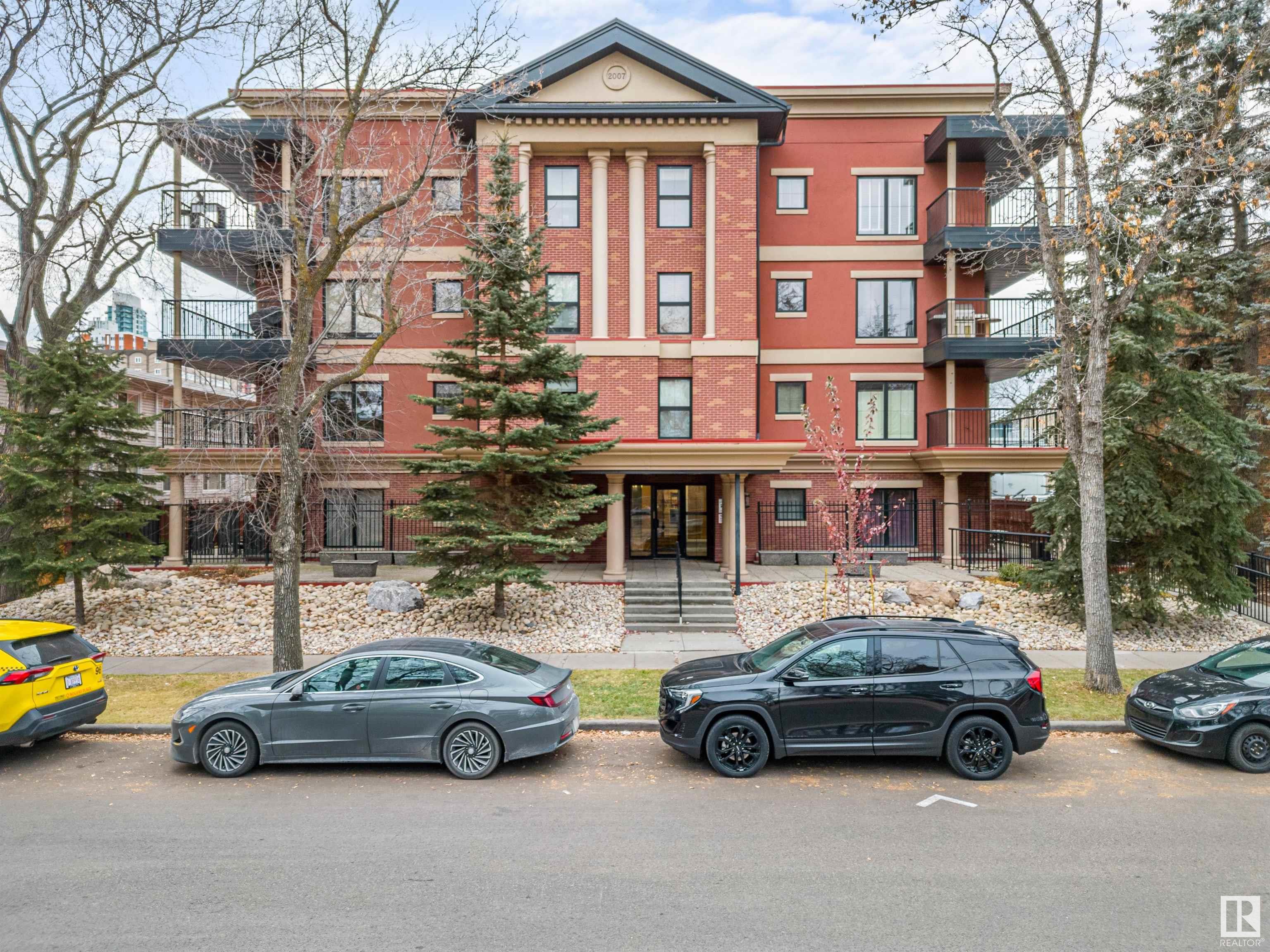      10232 115 ST NW , Edmonton,  ,T5K 1T8 ;  Listing Number: MLS E4417016