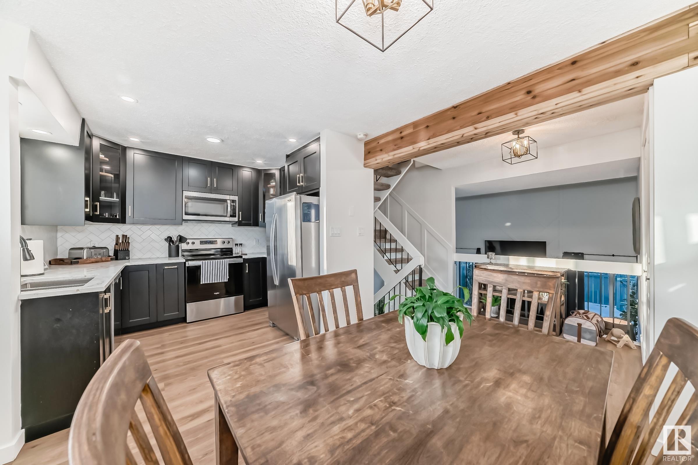      16934 109 ST NW , Edmonton,  ,T5X 2J3 ;  Listing Number: MLS E4417036