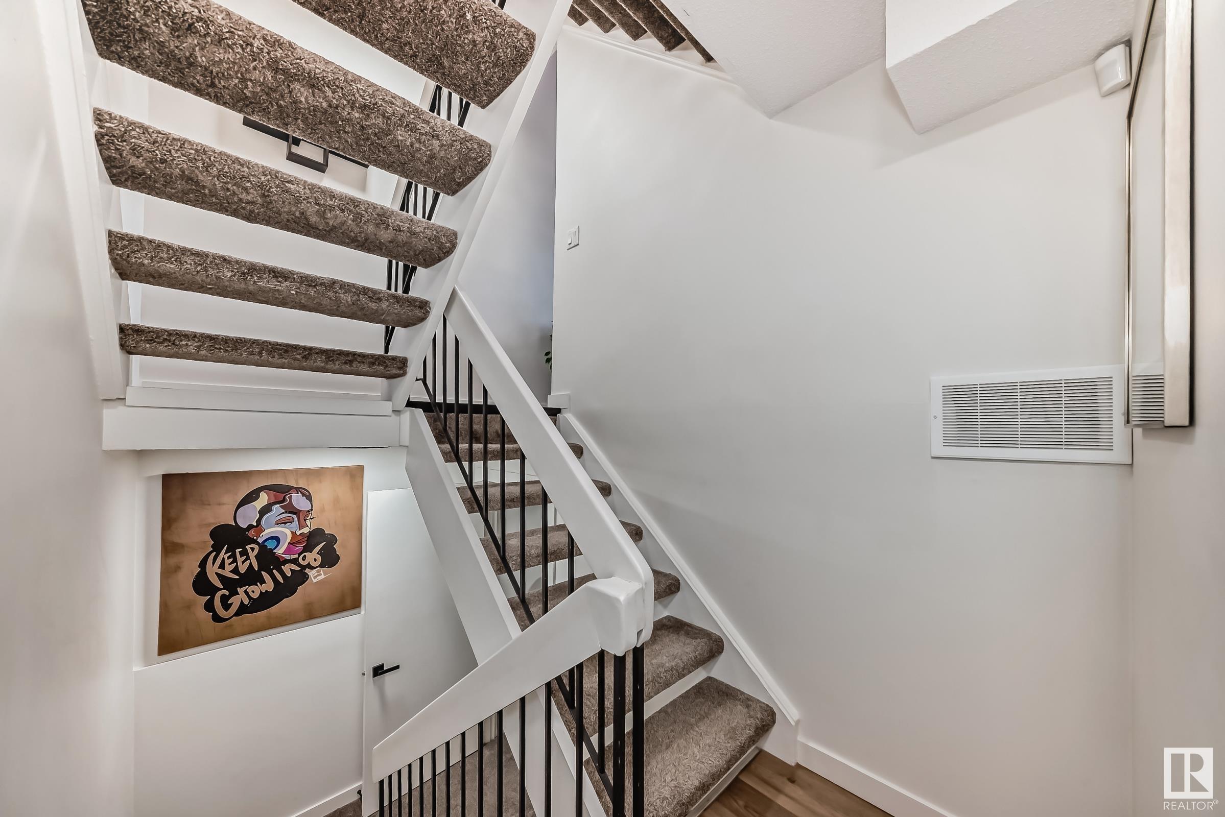      16934 109 ST NW , Edmonton,  ,T5X 2J3 ;  Listing Number: MLS E4417036