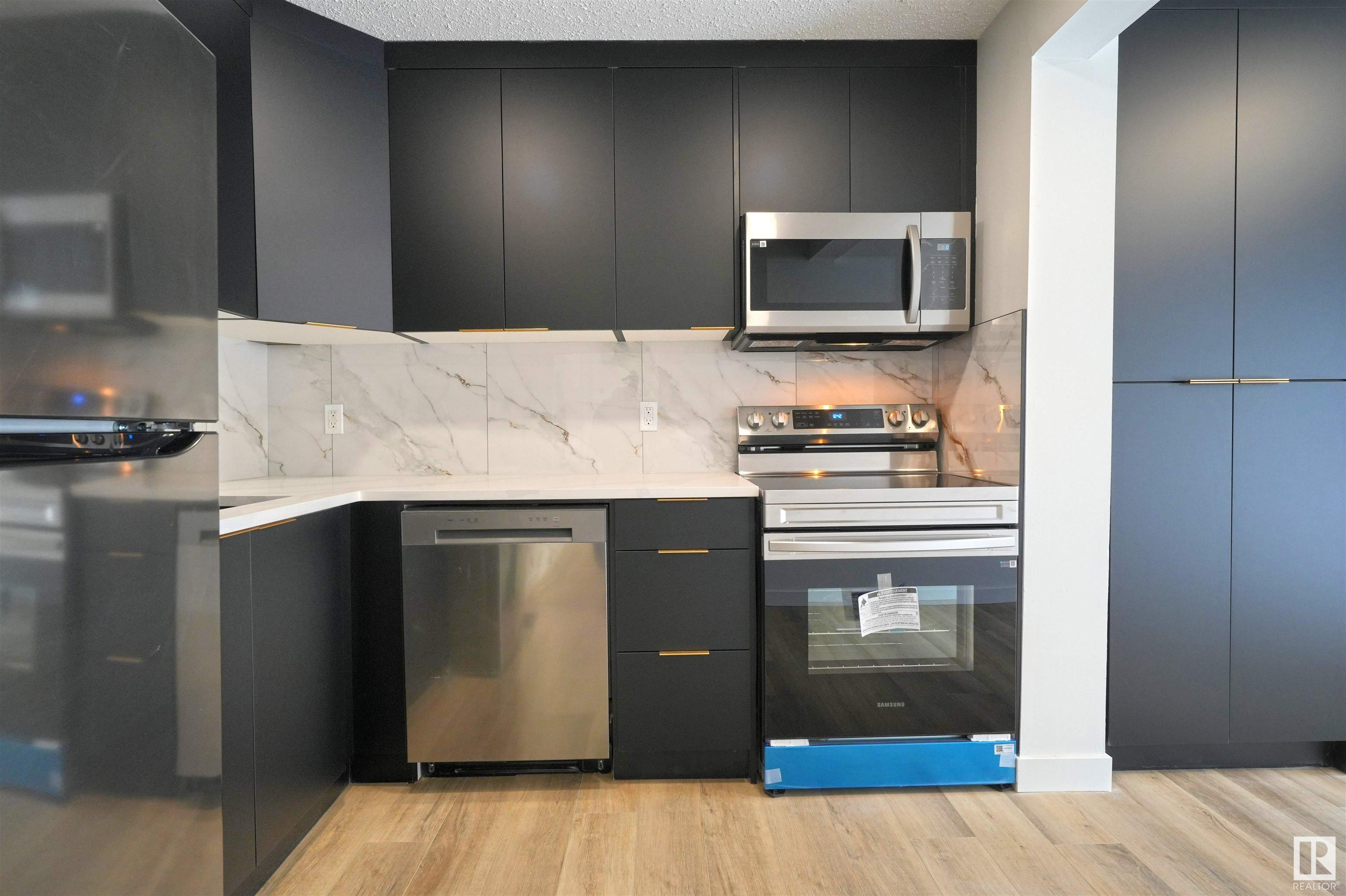      26 AKINSDALE GD , St. Albert,  ,T8N 3M6 ;  Listing Number: MLS E4417038