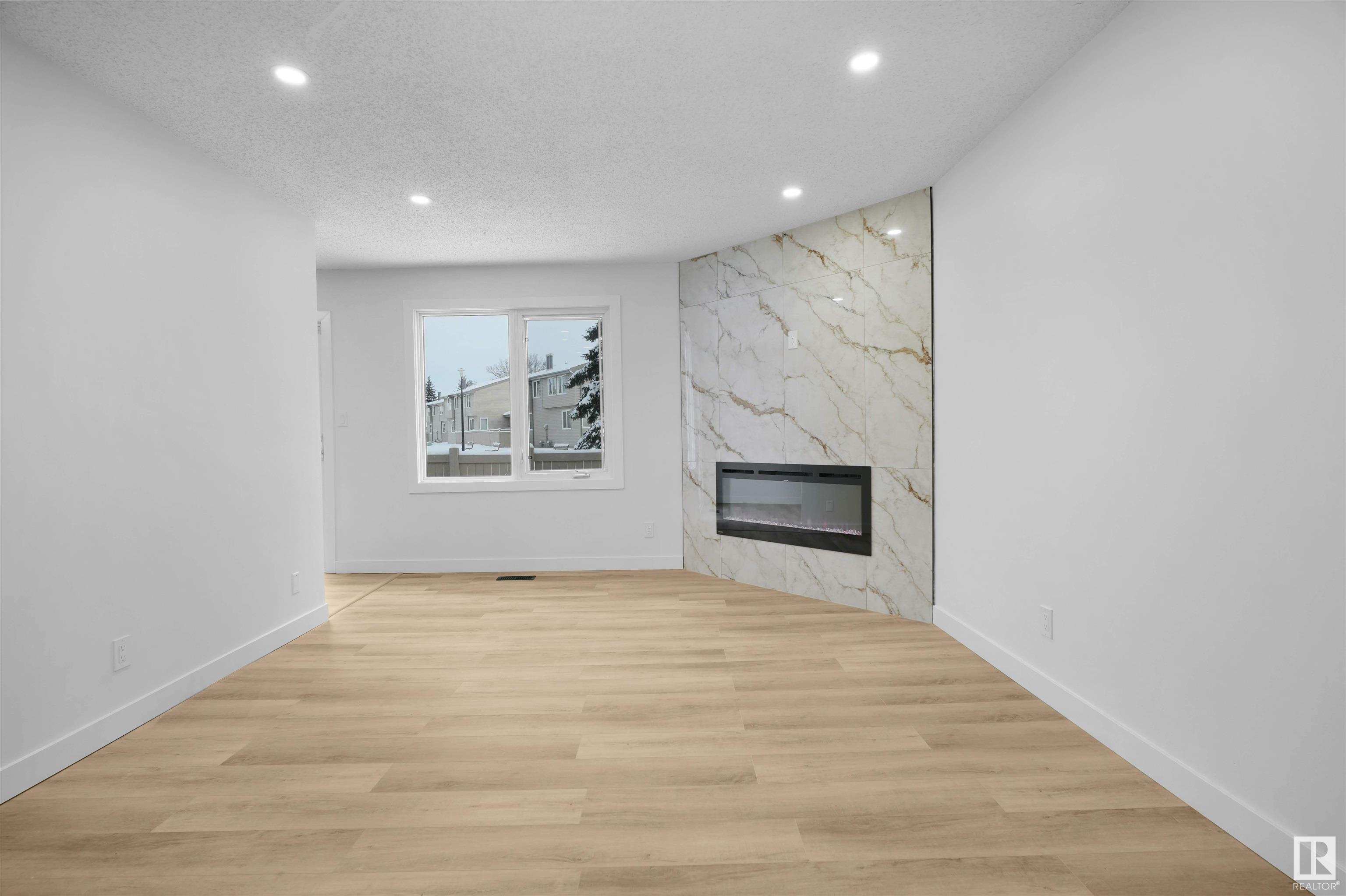      26 AKINSDALE GD , St. Albert,  ,T8N 3M6 ;  Listing Number: MLS E4417038