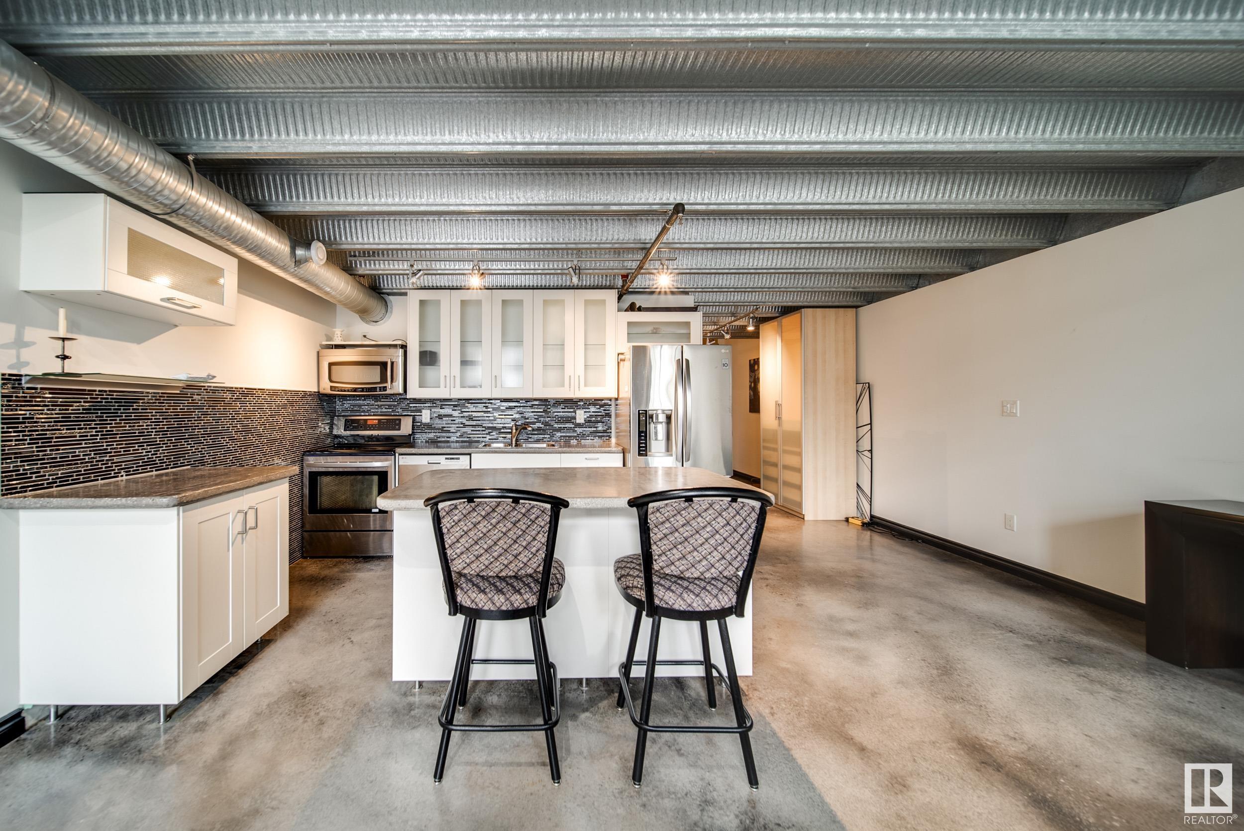      #124 10309 107 ST NW , Edmonton,  ,T5J 1K3 ;  Listing Number: MLS E4417063