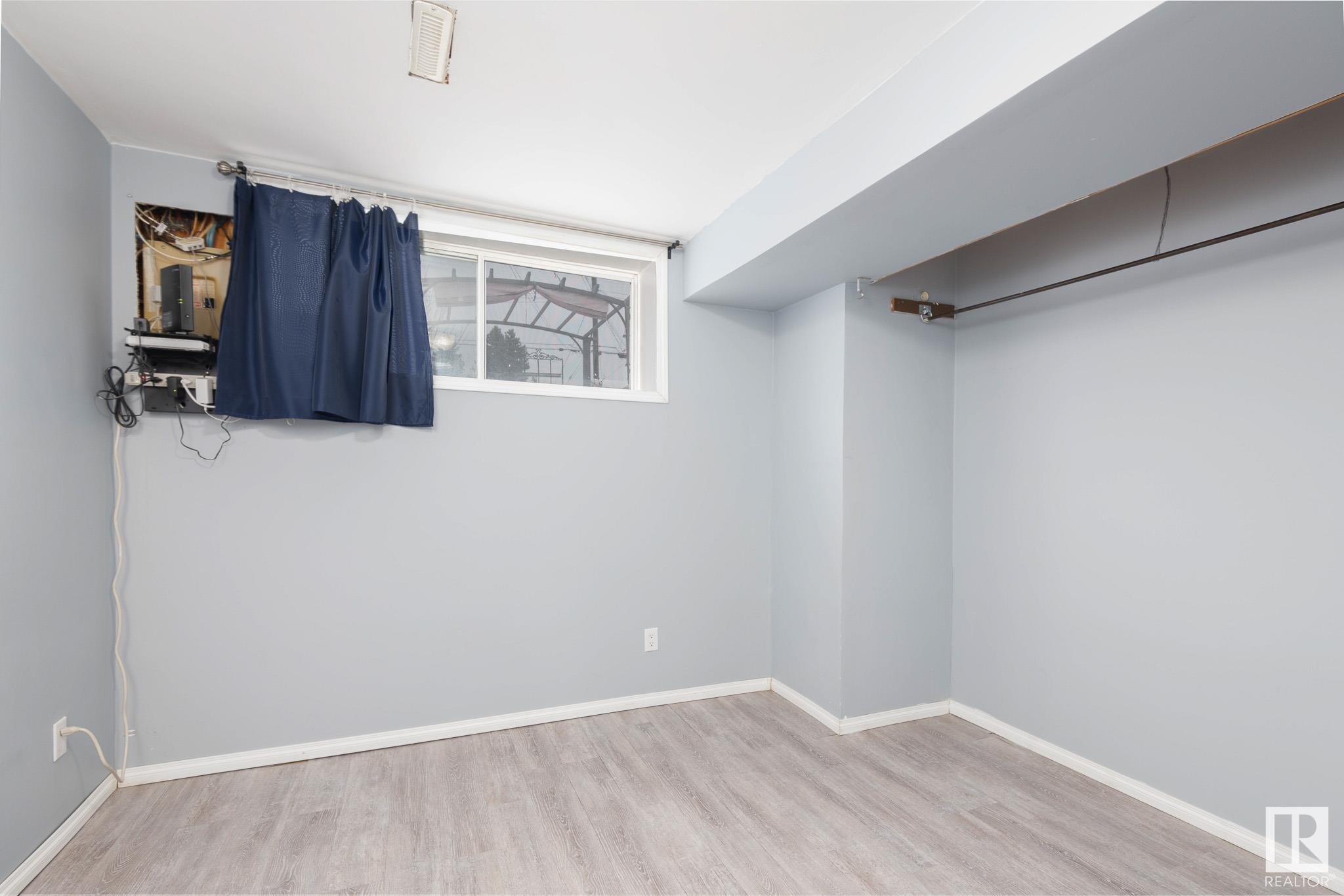      #A Upper Level 6106 51 AV , Cold Lake,  ,T9M 1T6 ;  Listing Number: MLS E4417075