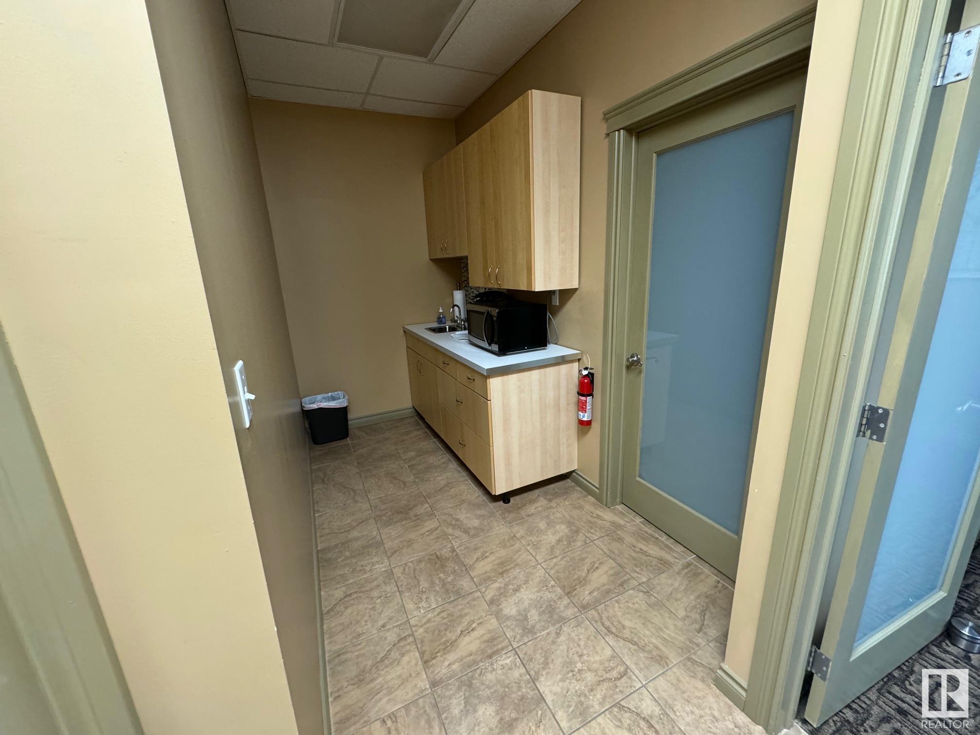      9148 23 AV NE , Edmonton,  ,T6N 1H9 ;  Listing Number: MLS E4417081