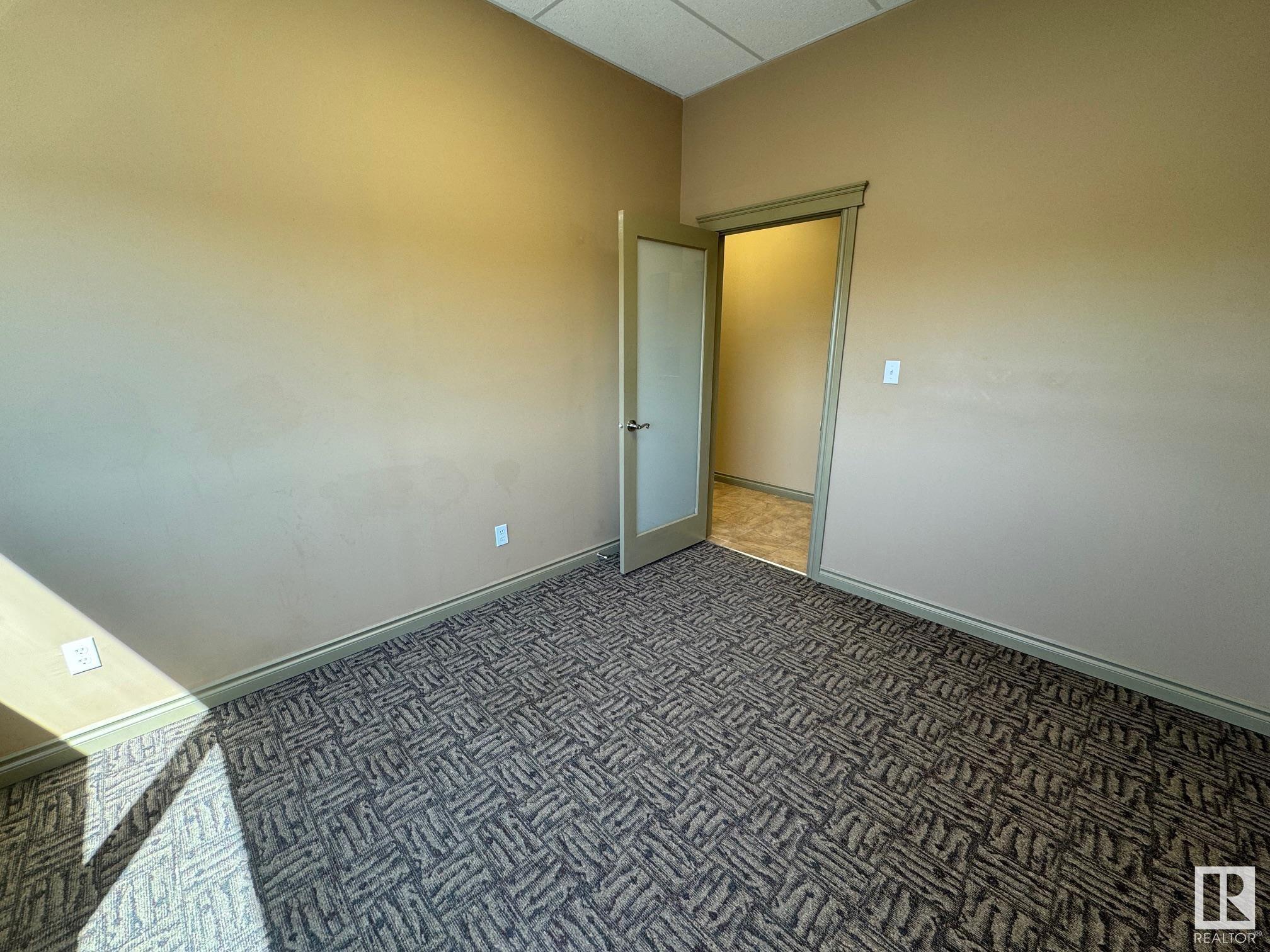      9148 23 AV NE , Edmonton,  ,T6N 1H9 ;  Listing Number: MLS E4417081