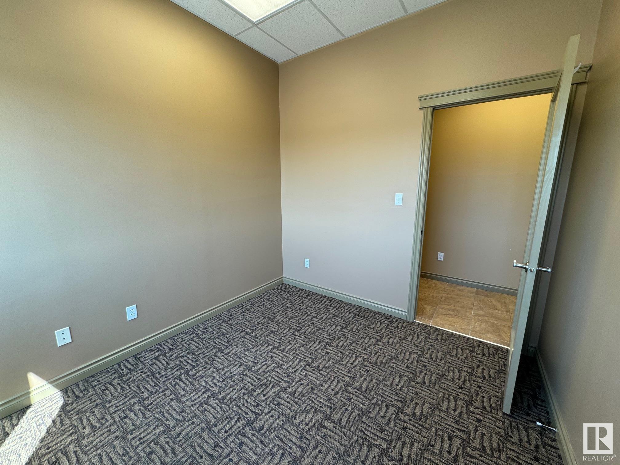      9148 23 AV NE , Edmonton,  ,T6N 1H9 ;  Listing Number: MLS E4417081