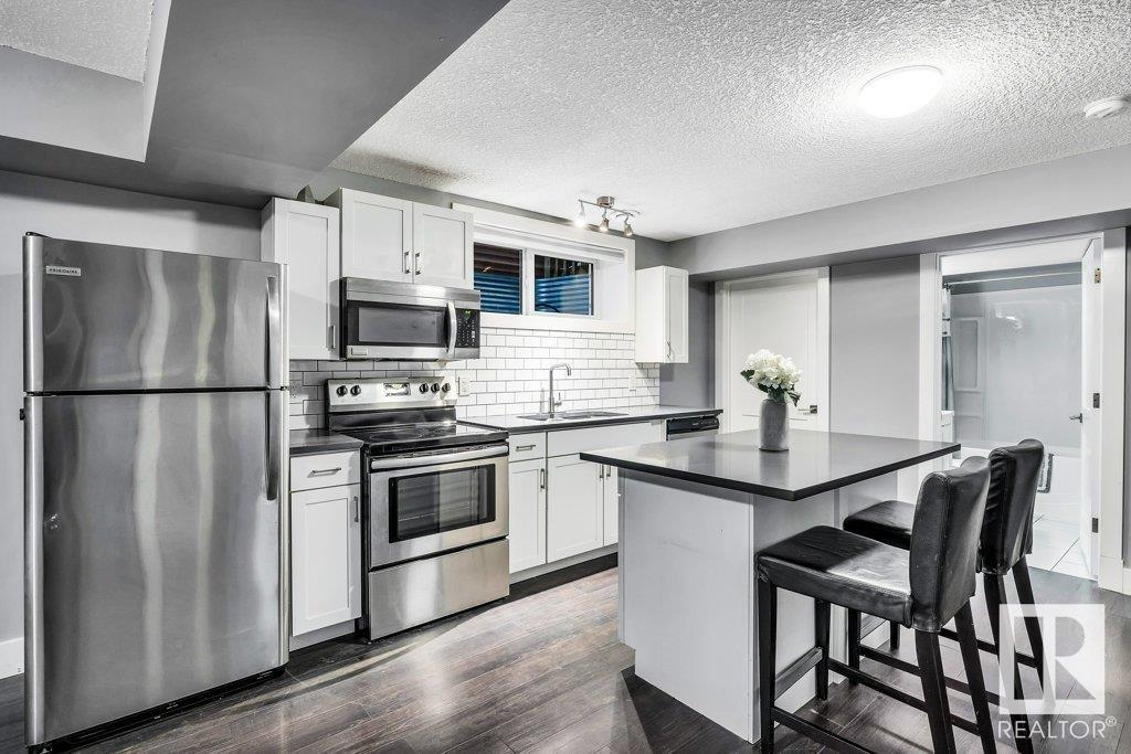      3727 Cherry LO SW , Edmonton,  ,T6X 2B7 ;  Listing Number: MLS E4417087