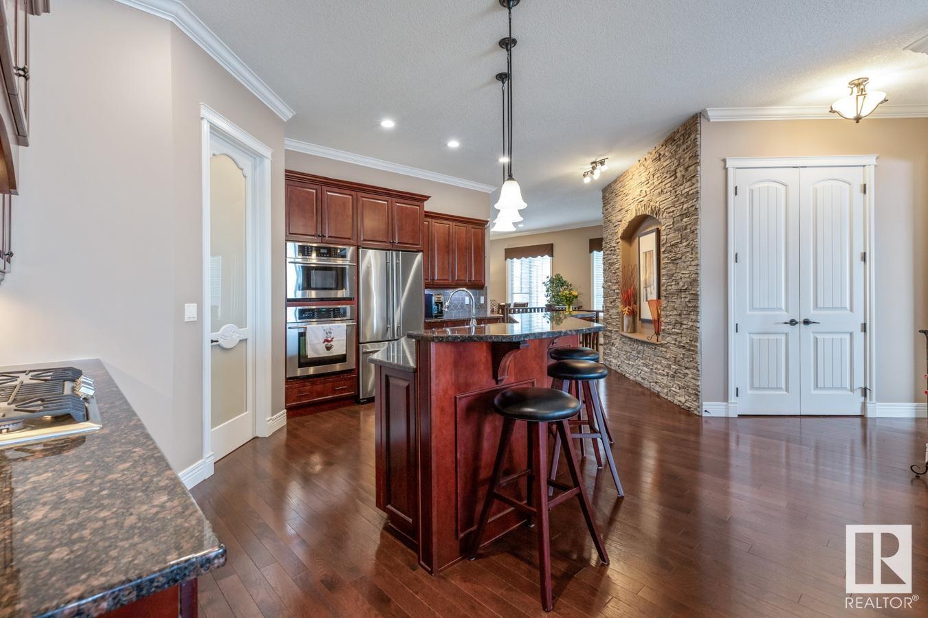     230 AMBLESIDE DR SW , Edmonton,  ,T6W 0H3 ;  Listing Number: MLS E4417103