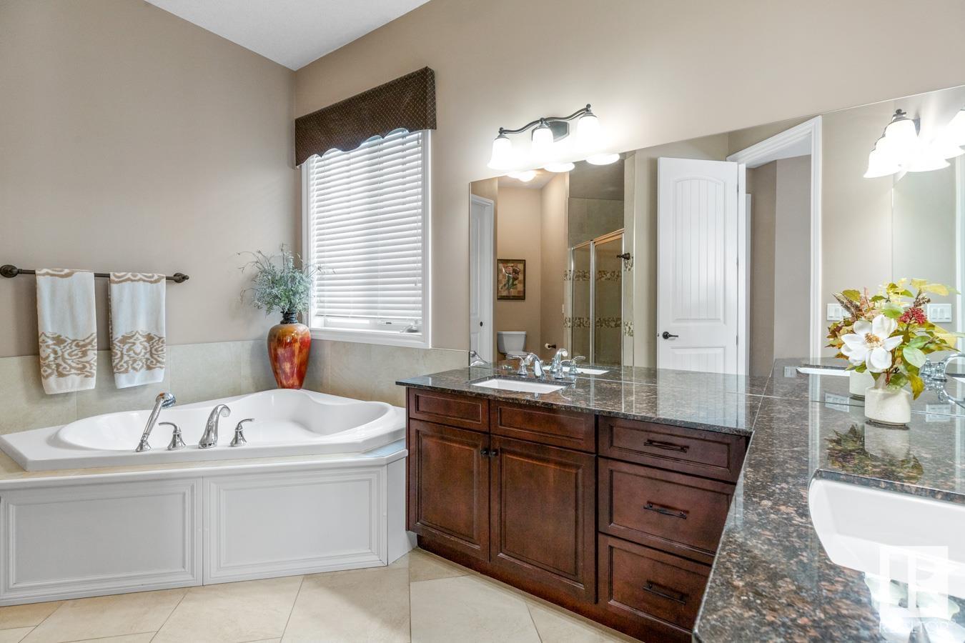      230 AMBLESIDE DR SW , Edmonton,  ,T6W 0H3 ;  Listing Number: MLS E4417103