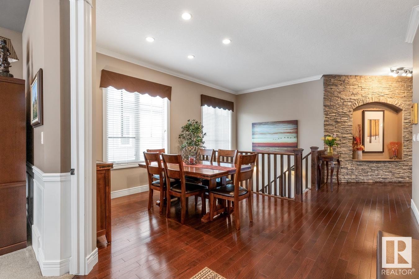     230 AMBLESIDE DR SW , Edmonton,  ,T6W 0H3 ;  Listing Number: MLS E4417103
