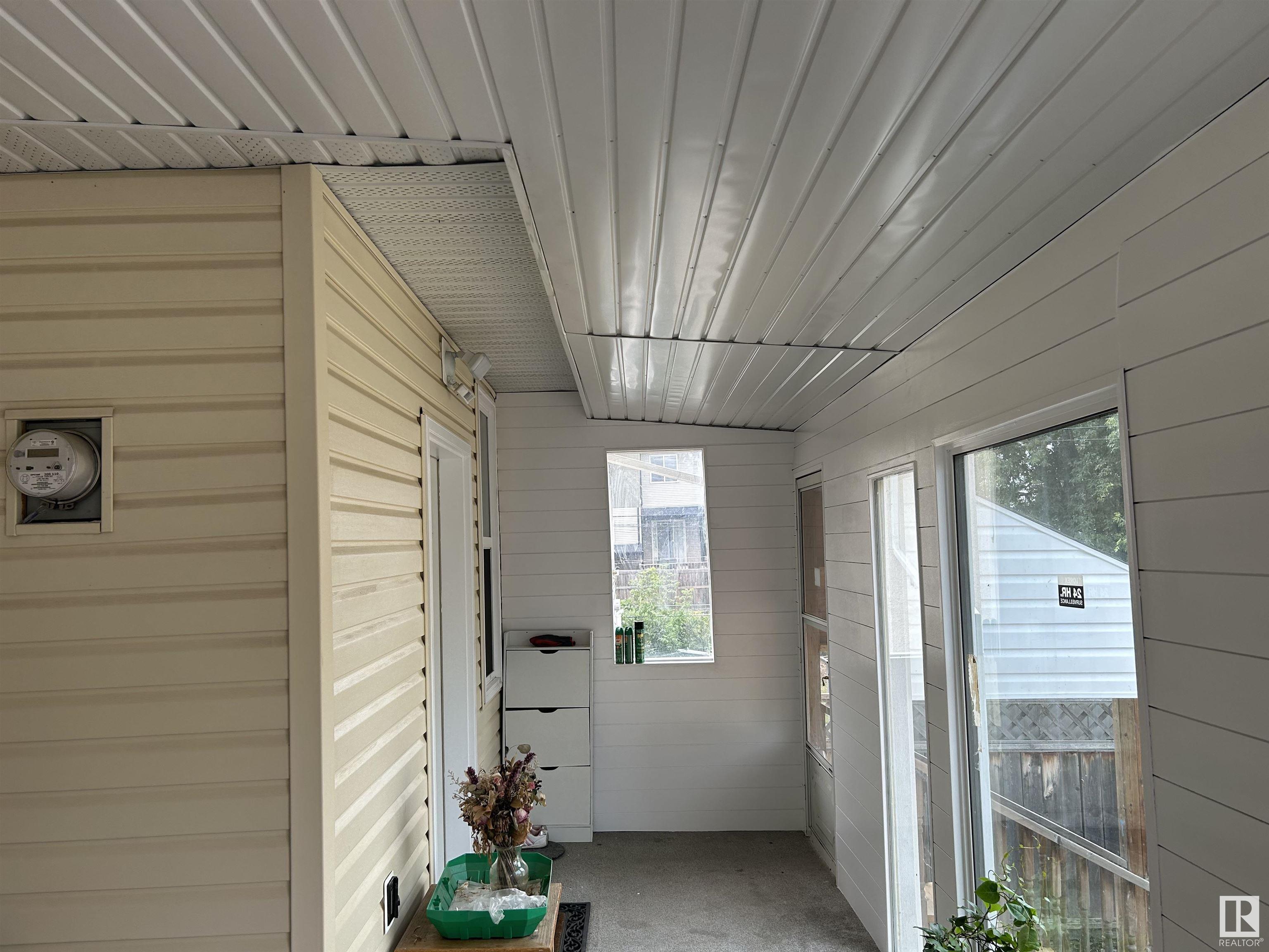     9646 73 AV NW , Edmonton,  ,T6E 1B2 ;  Listing Number: MLS E4417108