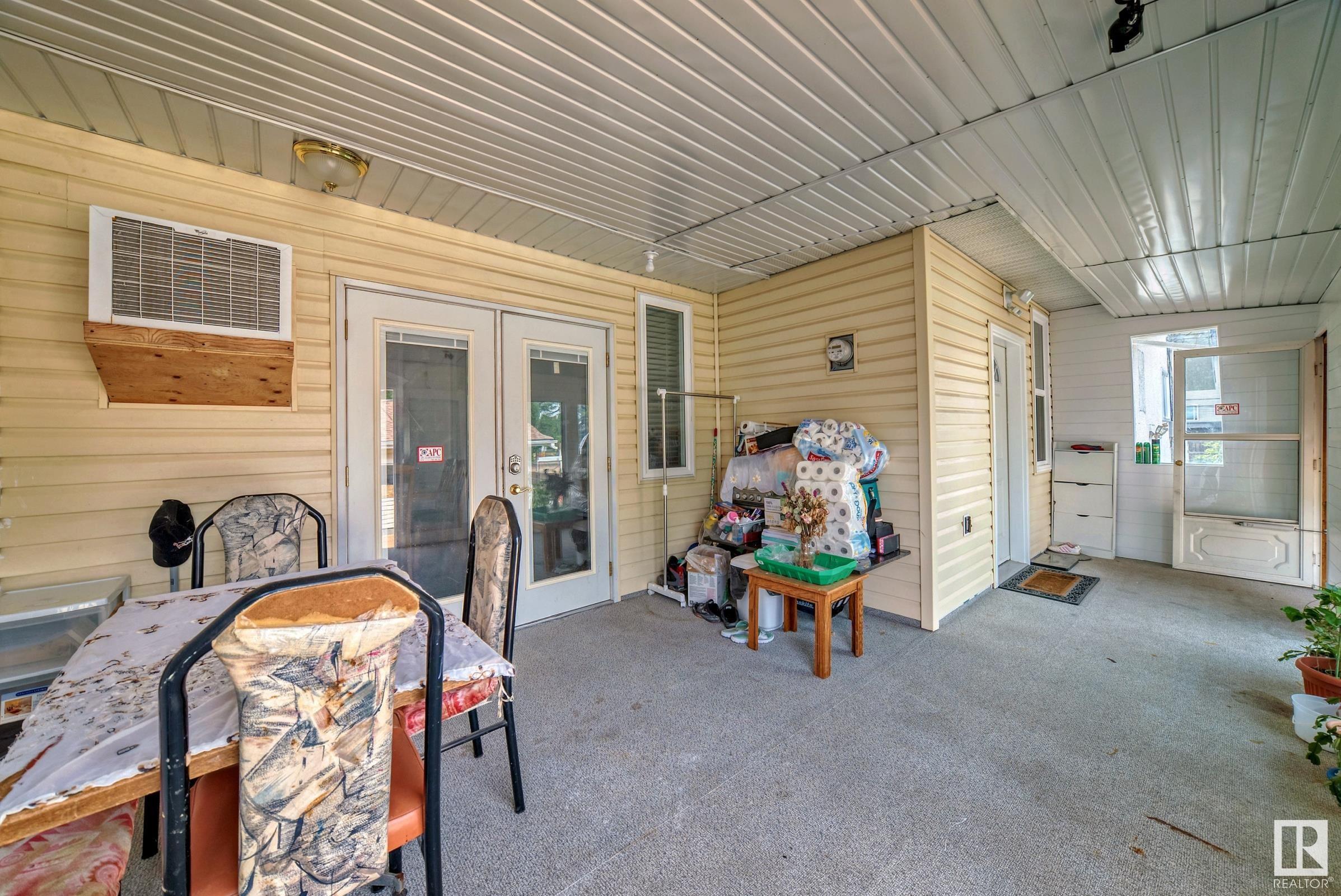      9646 73 AV NW , Edmonton,  ,T6E 1B2 ;  Listing Number: MLS E4417108