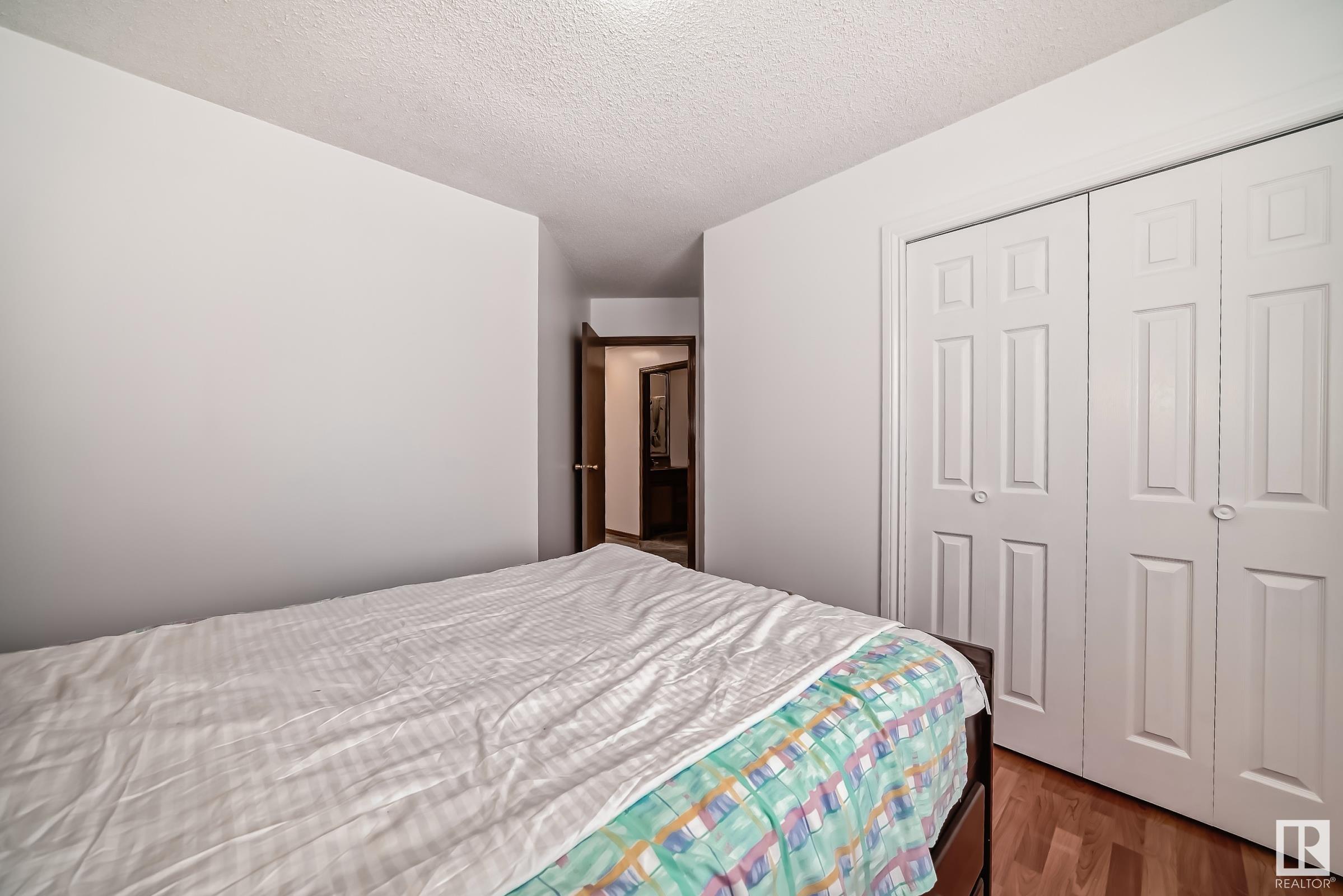      9646 73 AV NW , Edmonton,  ,T6E 1B2 ;  Listing Number: MLS E4417108