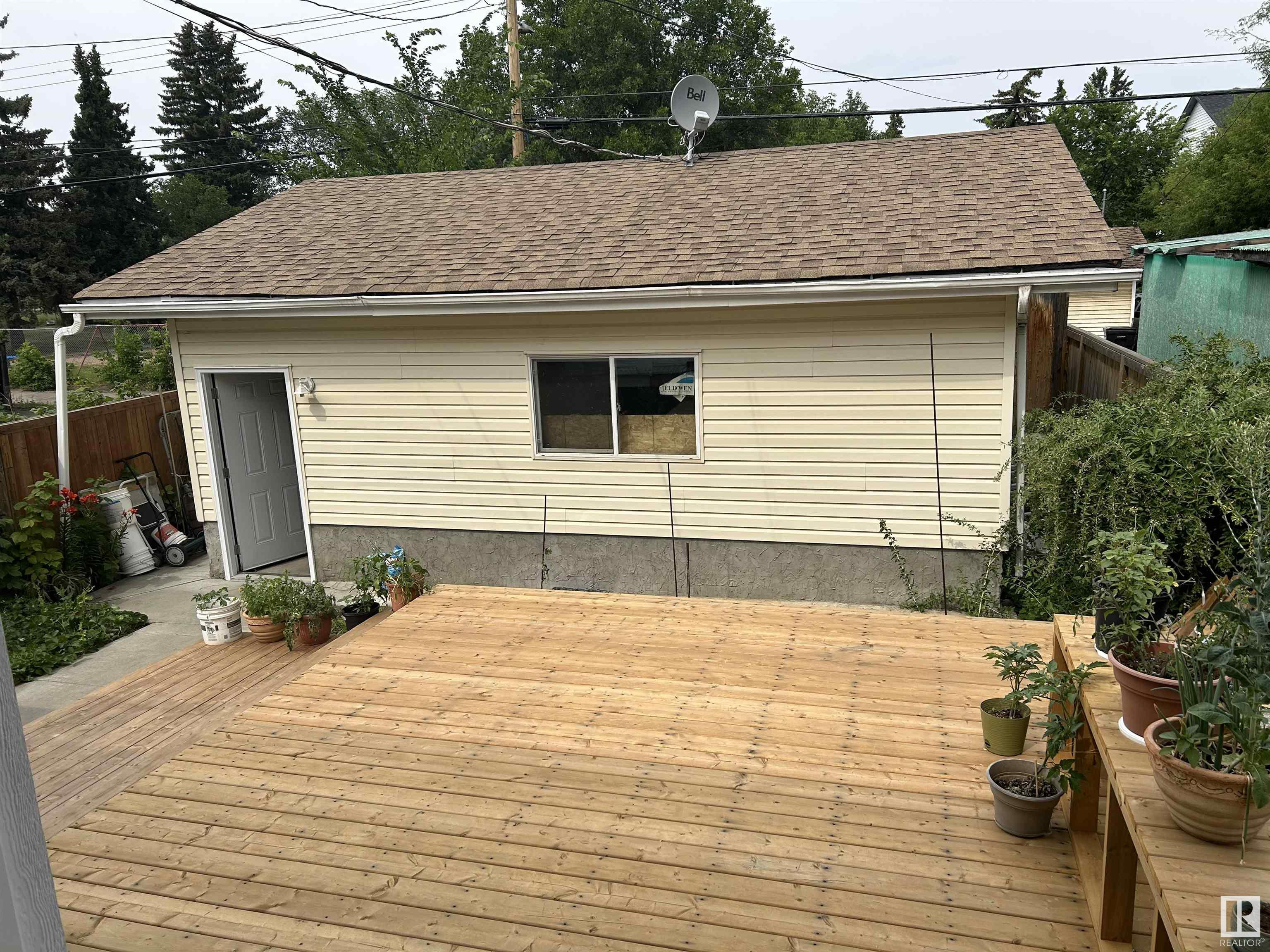      9646 73 AV NW , Edmonton,  ,T6E 1B2 ;  Listing Number: MLS E4417108