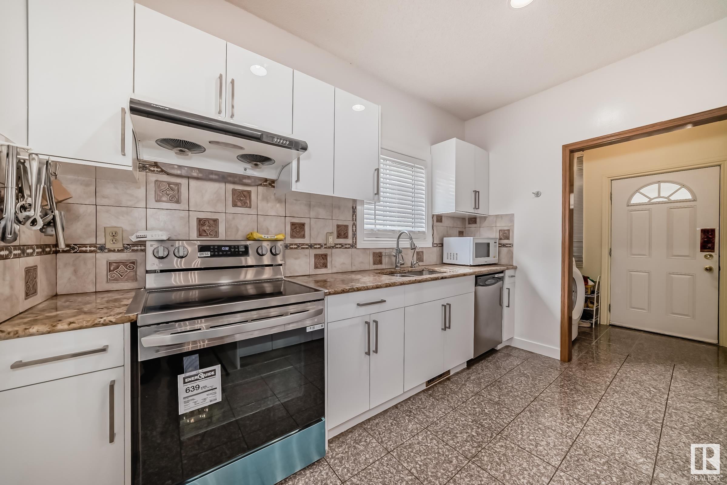      9646 73 AV NW , Edmonton,  ,T6E 1B2 ;  Listing Number: MLS E4417108