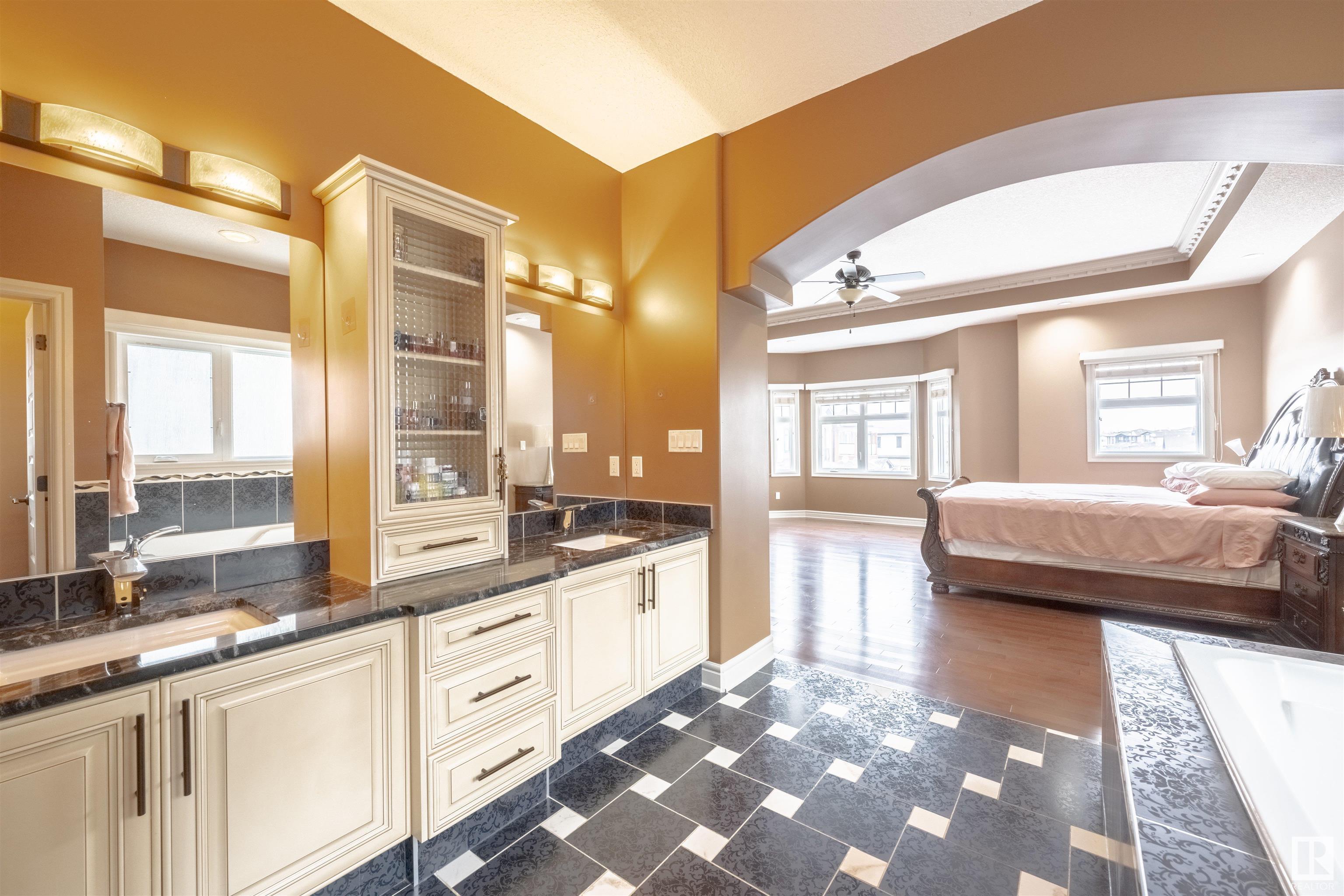      839 Wildwood CR NW , Edmonton,  ,T6T 0M1 ;  Listing Number: MLS E4417110