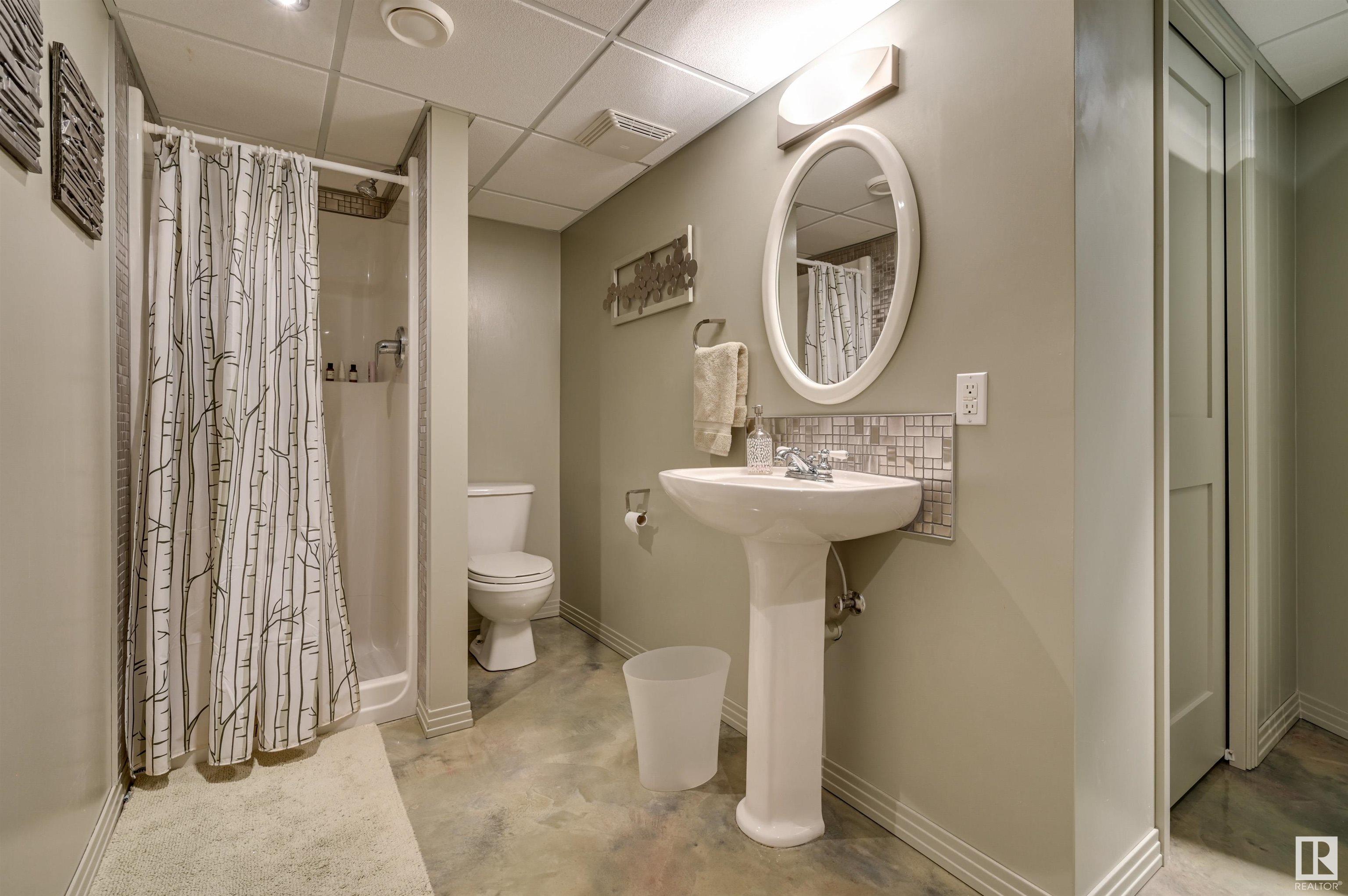      98 VALLEYVIEW CR NW , Edmonton,  ,T5R 5T3 ;  Listing Number: MLS E4417119