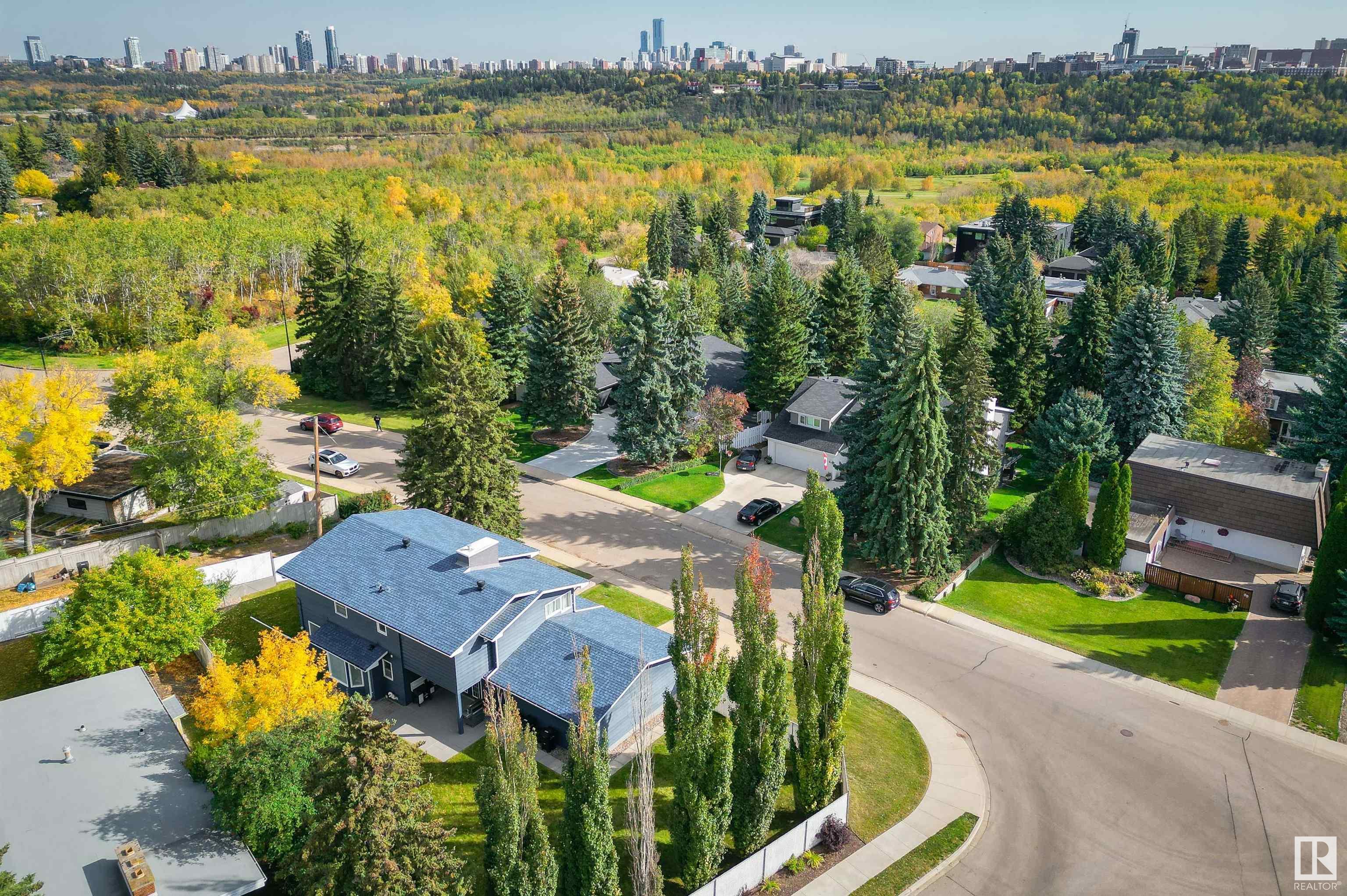      98 VALLEYVIEW CR NW , Edmonton,  ,T5R 5T3 ;  Listing Number: MLS E4417119
