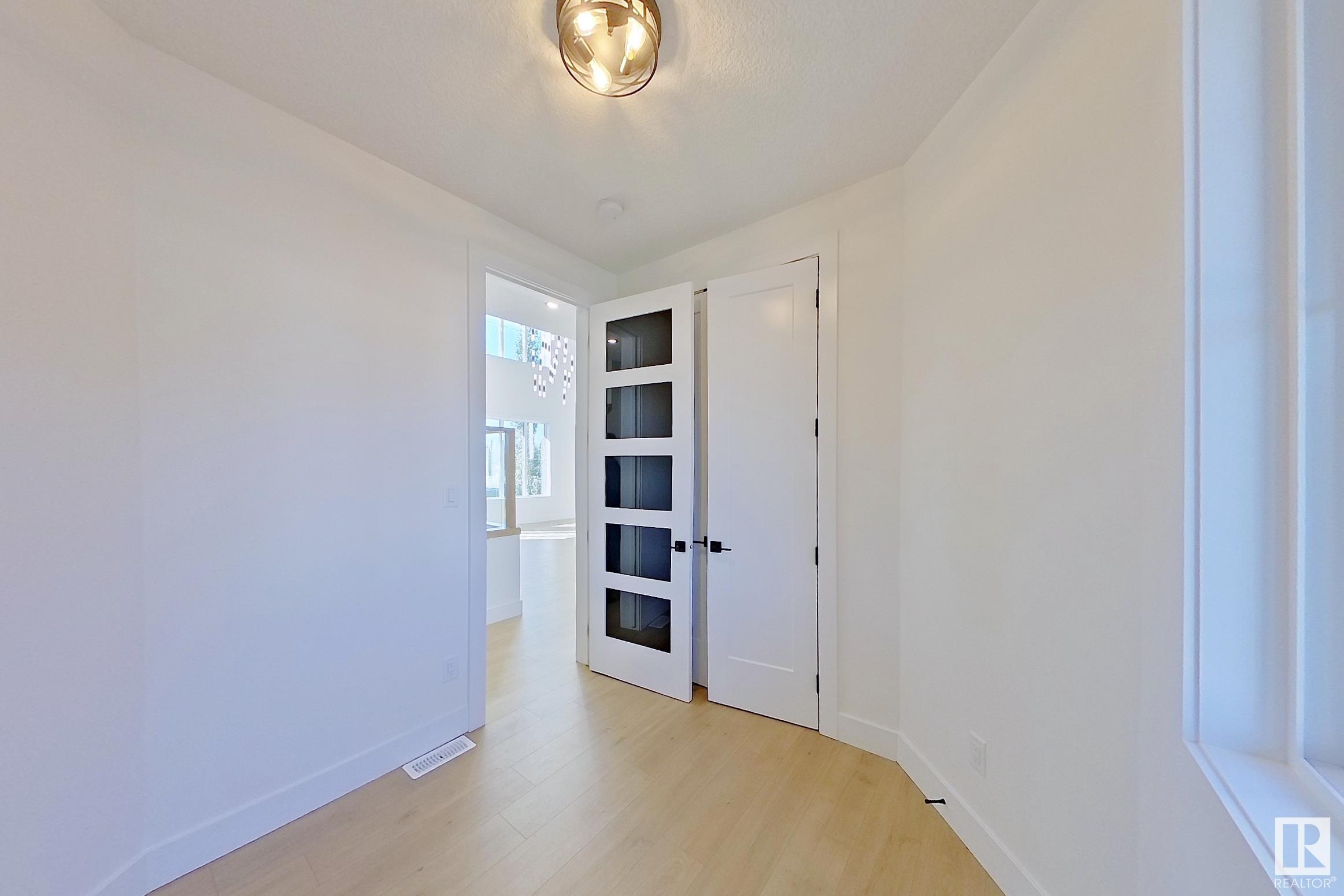      9 GALLOWAY ST , Sherwood Park,  ,T8A 4X6 ;  Listing Number: MLS E4417133