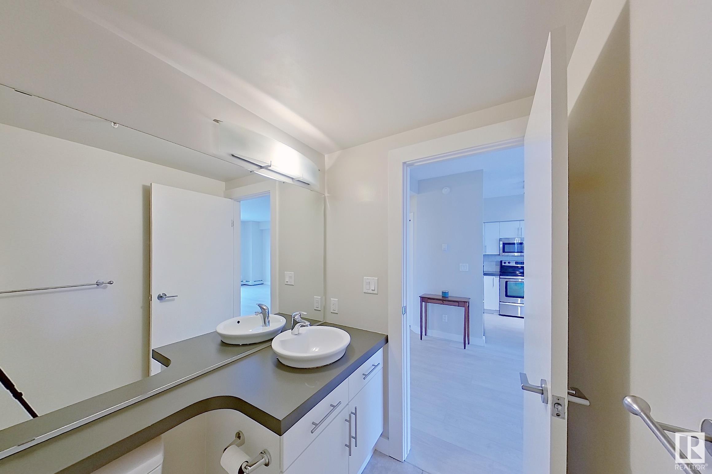      #1905 10136 104 ST NW NW , Edmonton,  ,T5J 0B5 ;  Listing Number: MLS E4417139