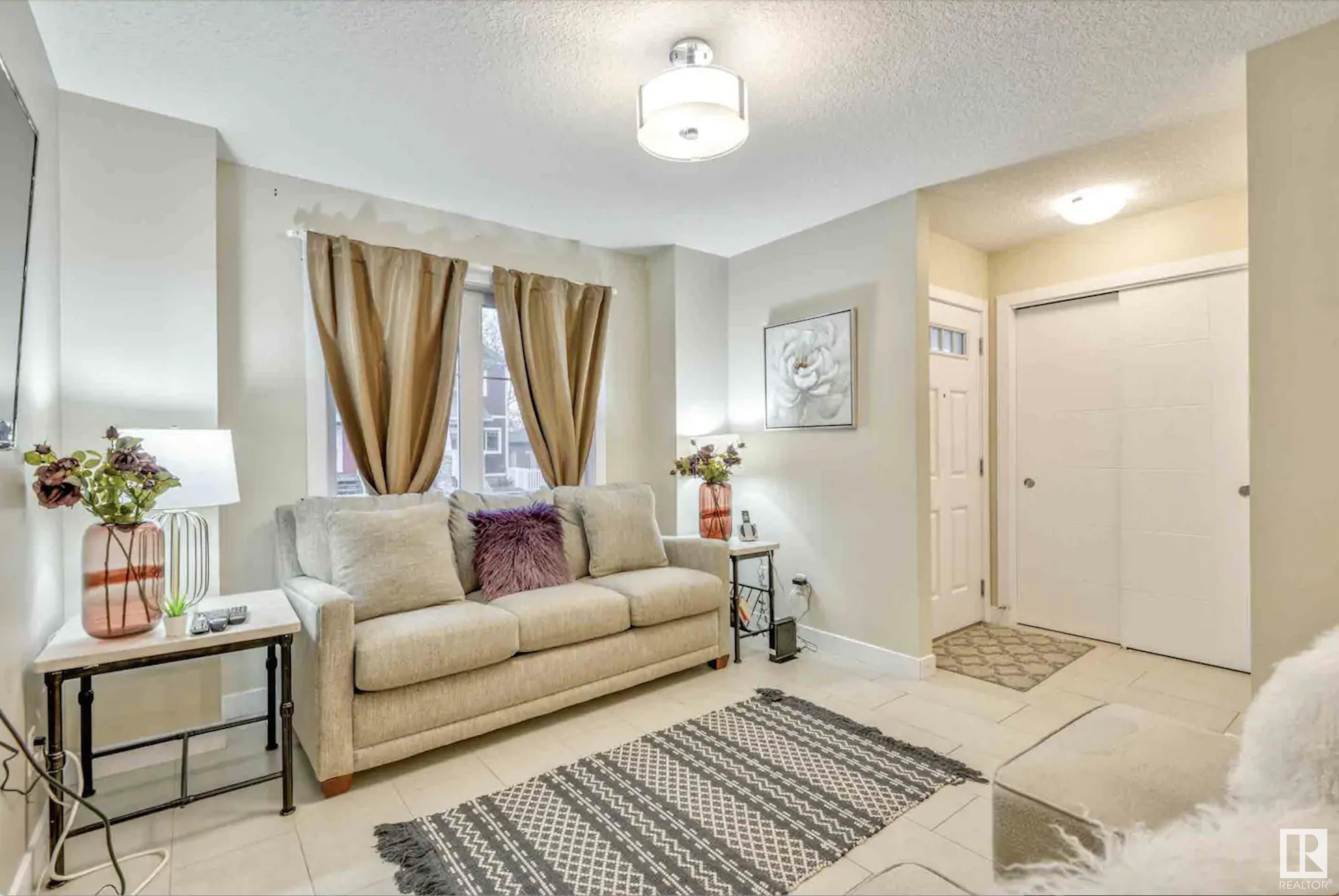      12219 117 AV NW , Edmonton,  ,T5M 0G7 ;  Listing Number: MLS E4417149