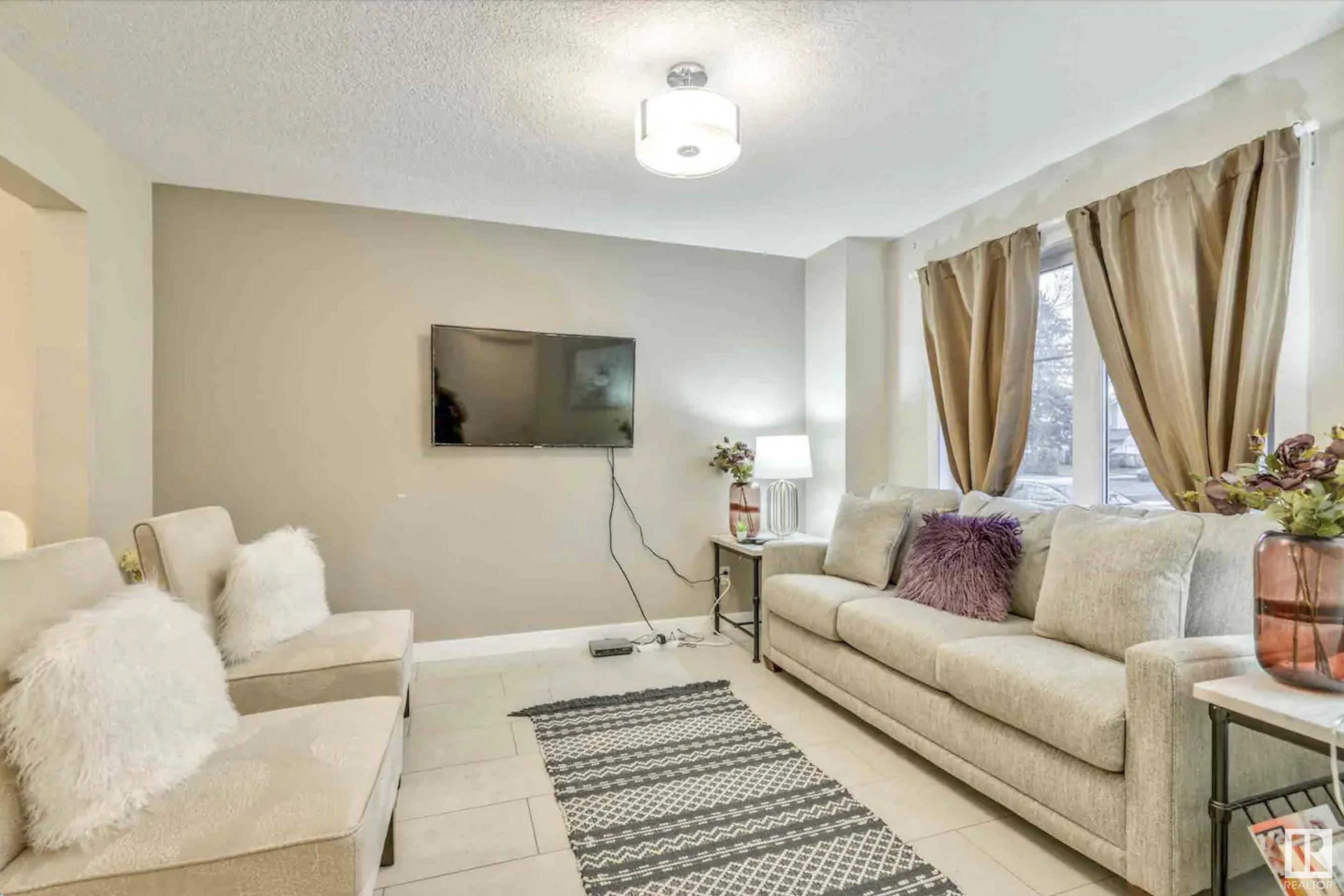     12219 117 AV NW , Edmonton,  ,T5M 0G7 ;  Listing Number: MLS E4417149