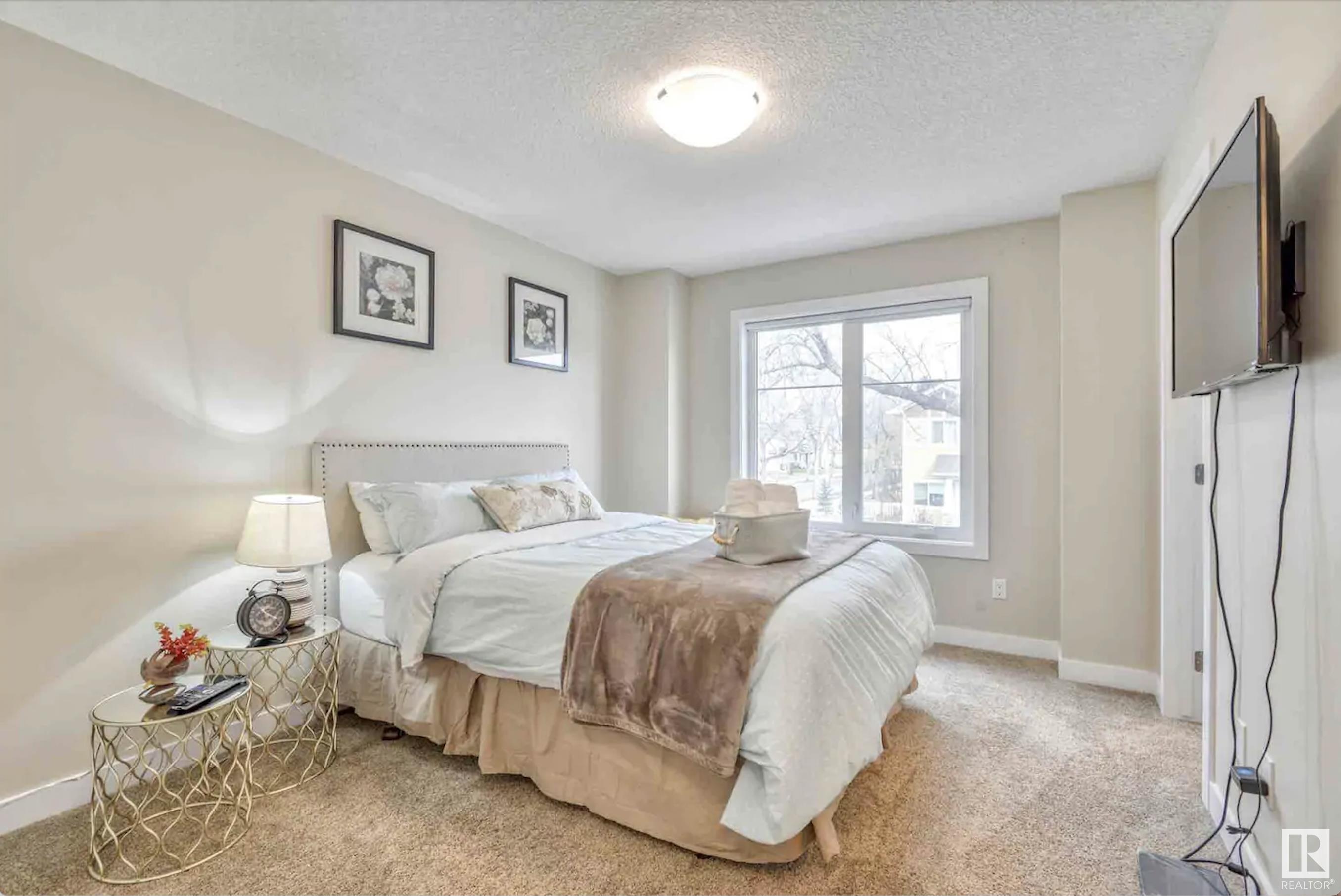      12219 117 AV NW , Edmonton,  ,T5M 0G7 ;  Listing Number: MLS E4417149