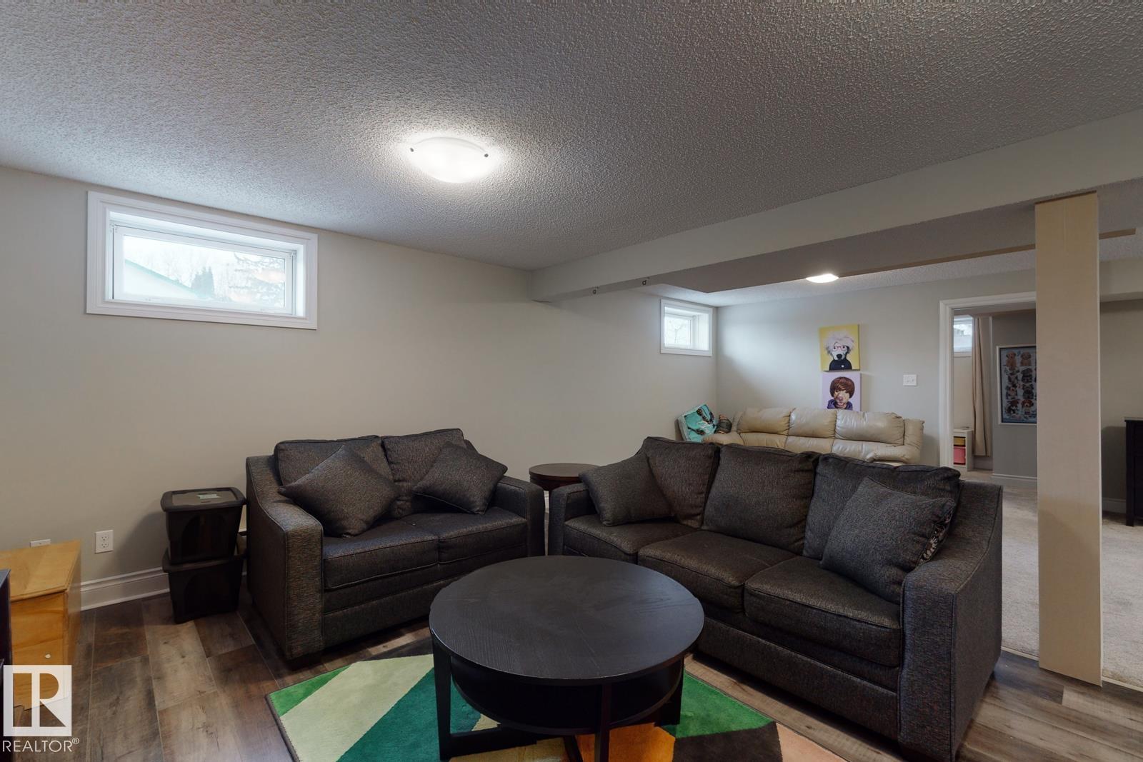 Photo 11 at 1-4 - 4913 47 Avenue, Old Town, Stony Plain
