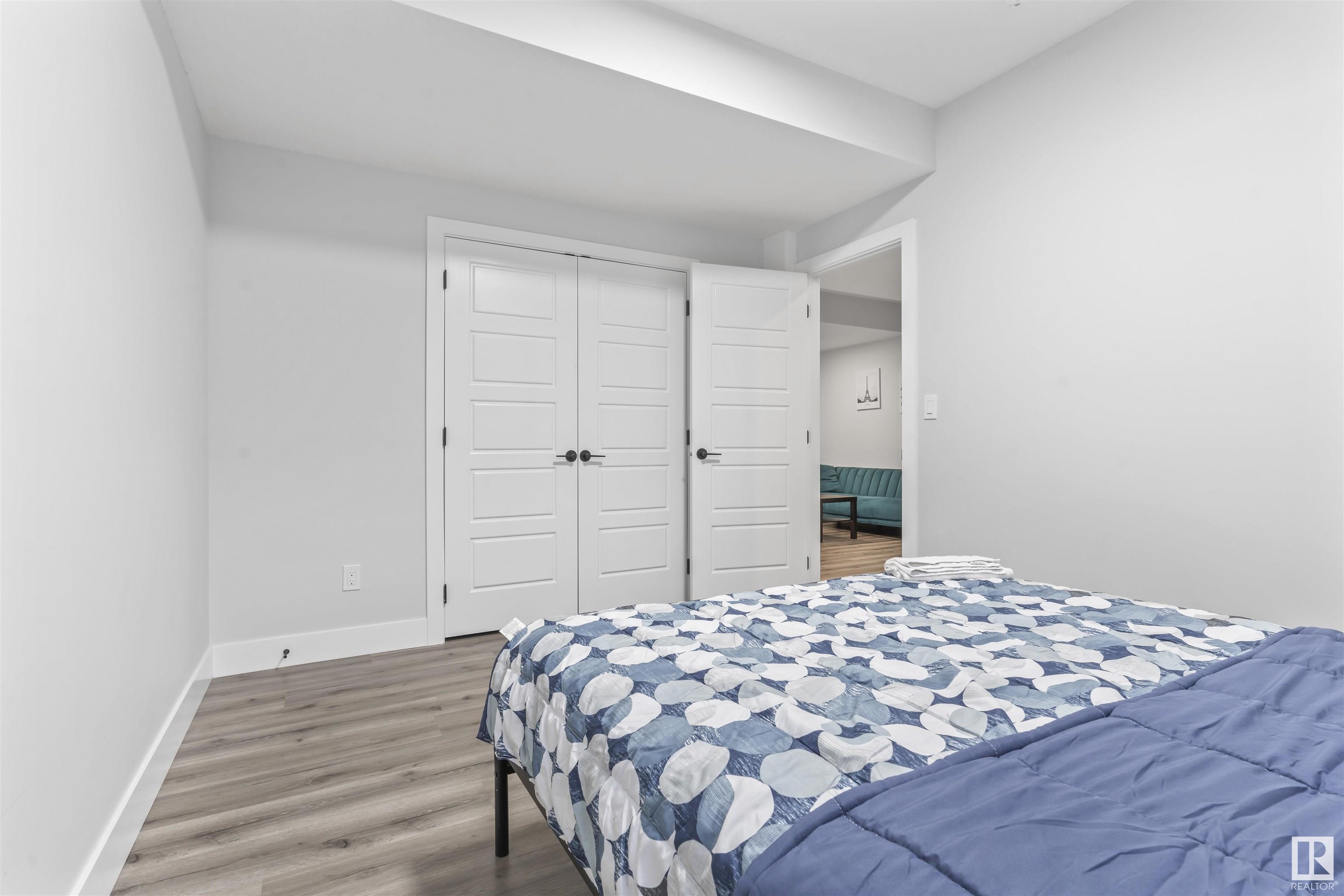      2096 GRAYDON HILL CR SW , Edmonton,  ,T6W 4K6 ;  Listing Number: MLS E4417157